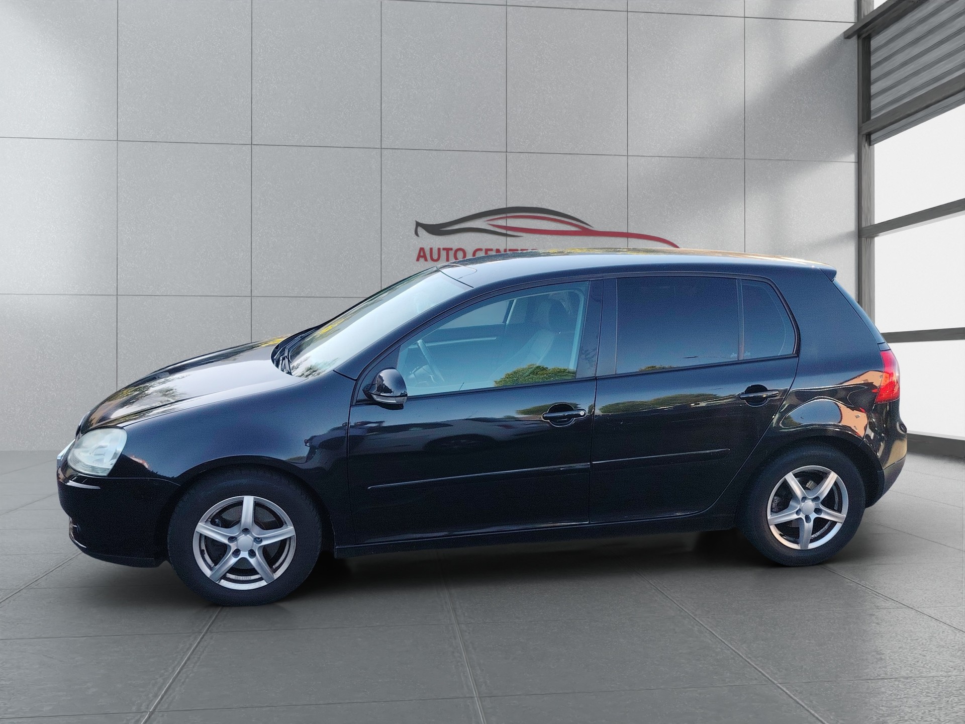 VW Golf 2.0 TDI Comfortline-image-4