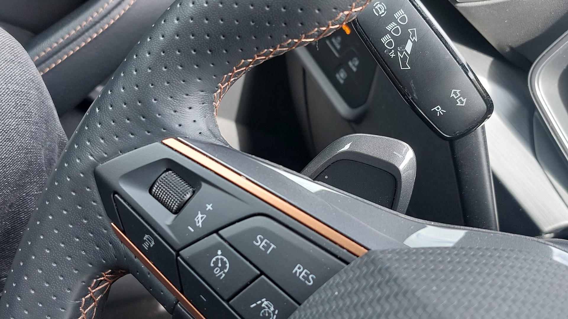 CUPRA Formentor 2.0TSI VZ 4x4 mit AHKupplung 1,8to-image-14