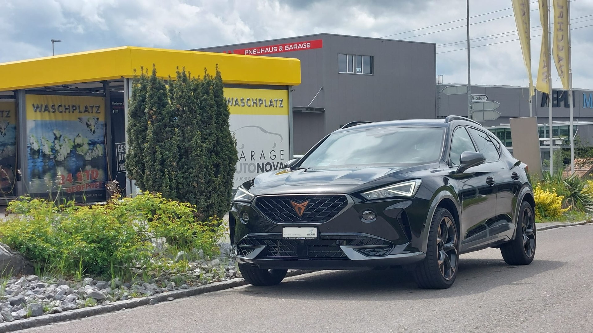 CUPRA Formentor 2.0TSI VZ 4x4 mit AHKupplung 1,8to-showroom-element-1