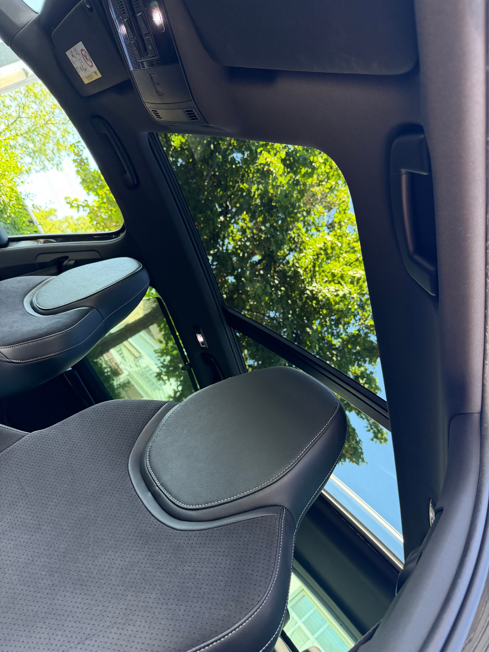 SKODA Superb Combi 2.0 TDi Sportline 4x4 DSG-image-11