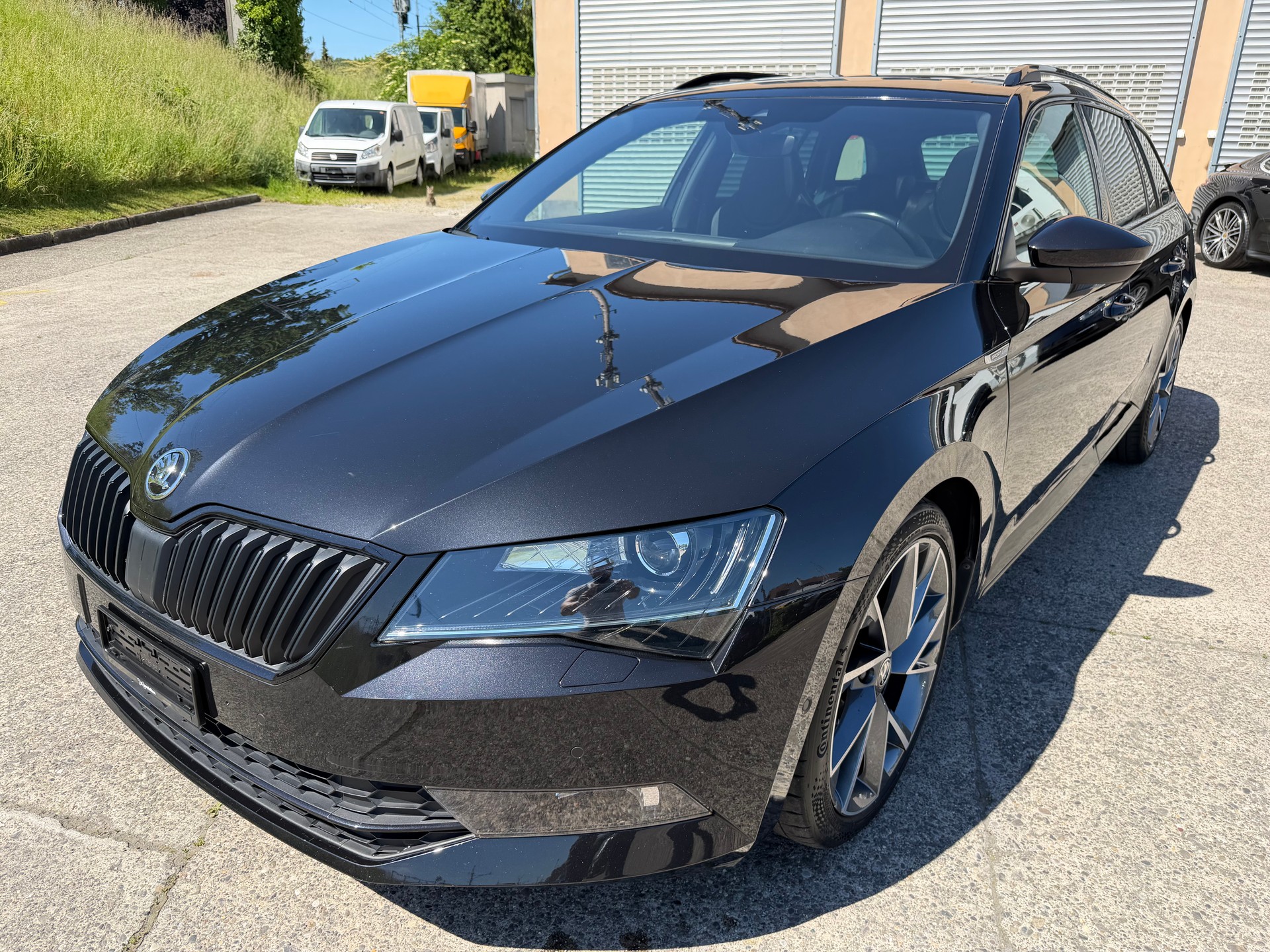 SKODA Superb Combi 2.0 TDi Sportline 4x4 DSG