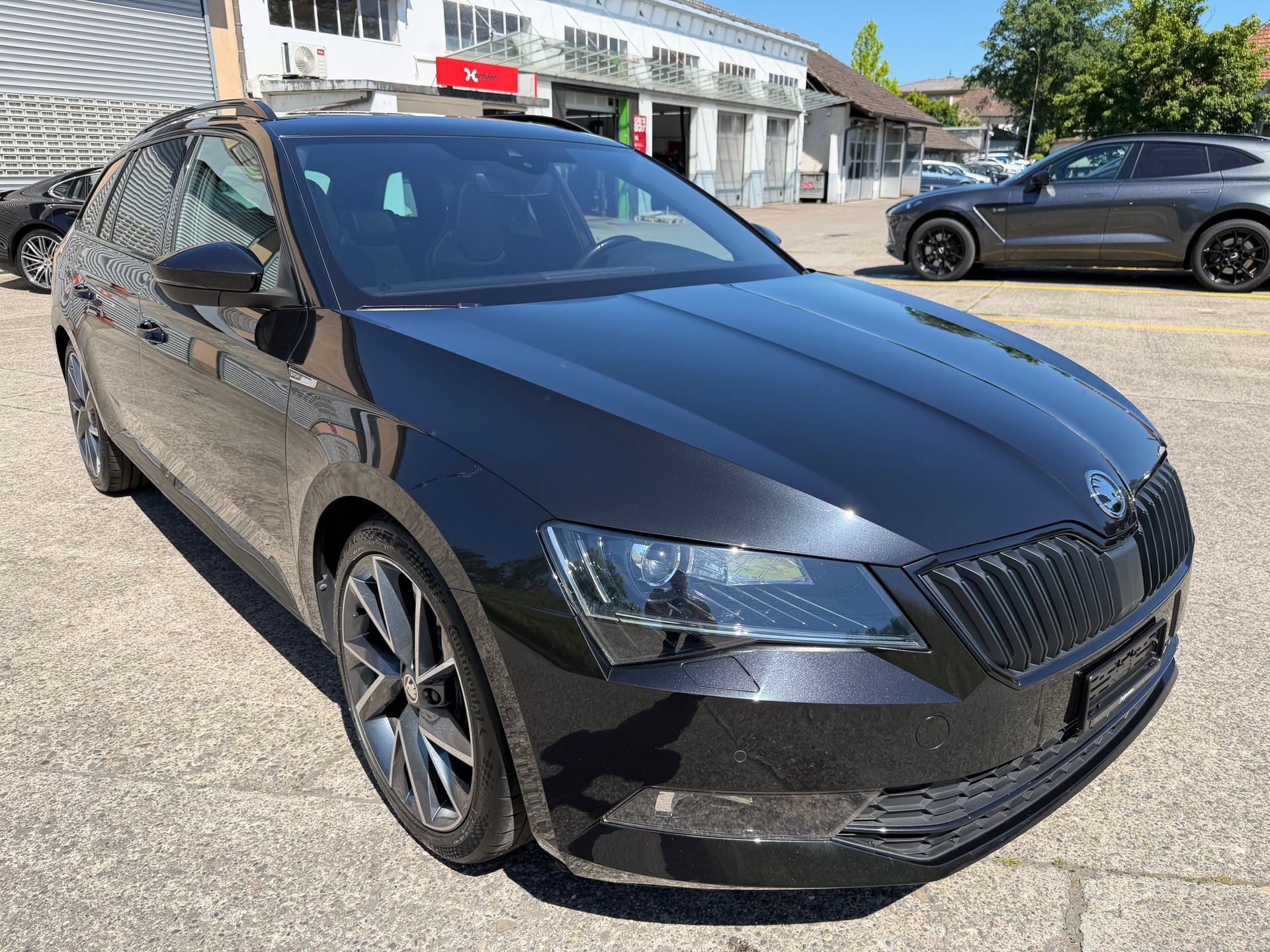 SKODA Superb Combi 2.0 TDi Sportline 4x4 DSG-image-5