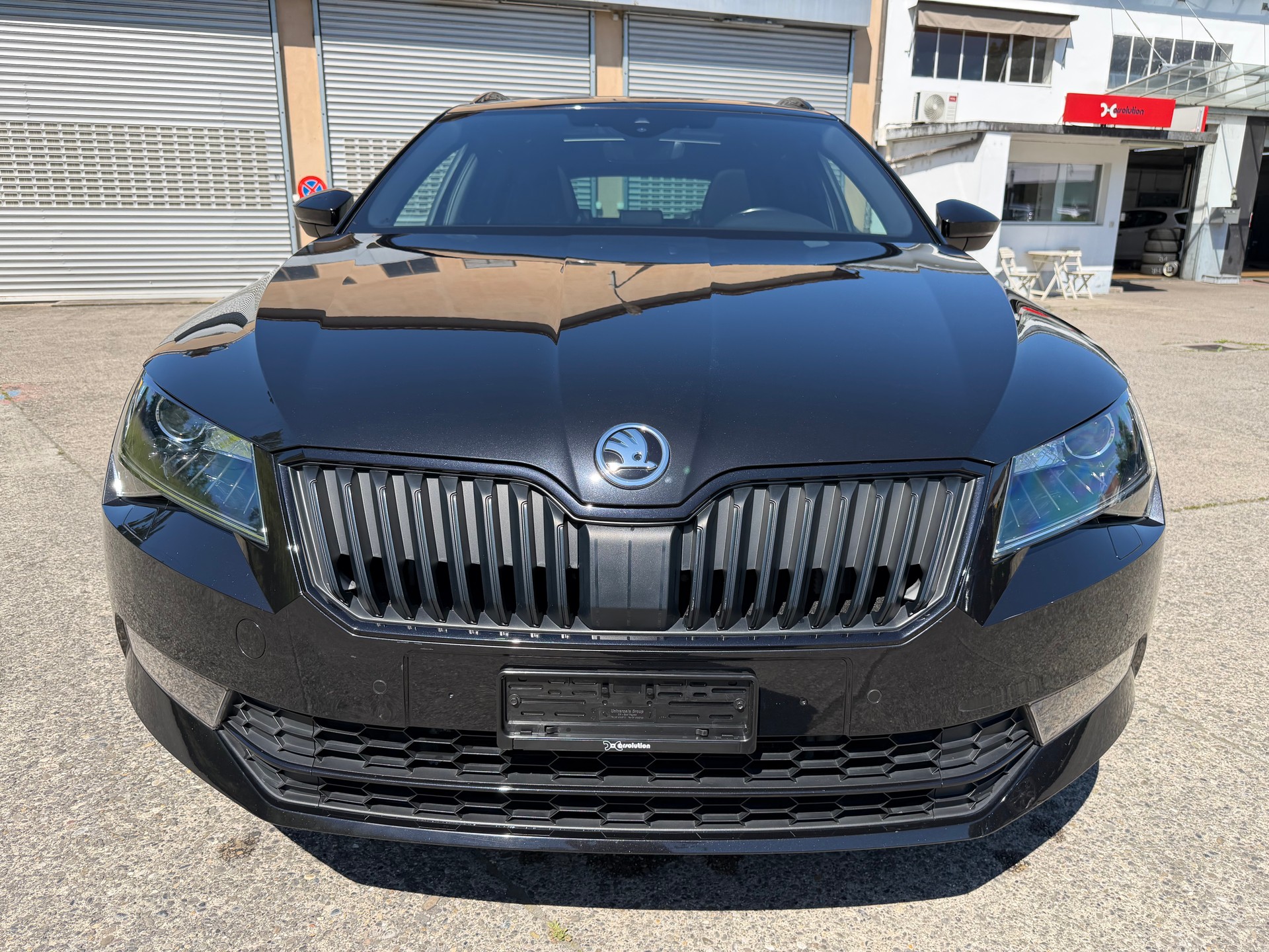 SKODA Superb Combi 2.0 TDi Sportline 4x4 DSG-image-6