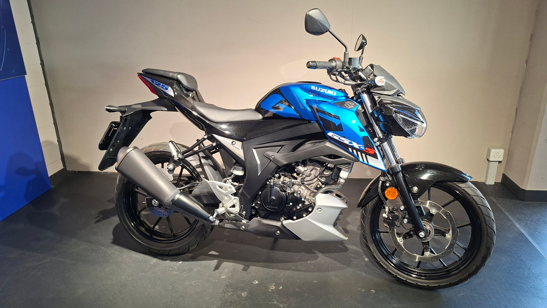 SUZUKI GSX-S 125-image-0