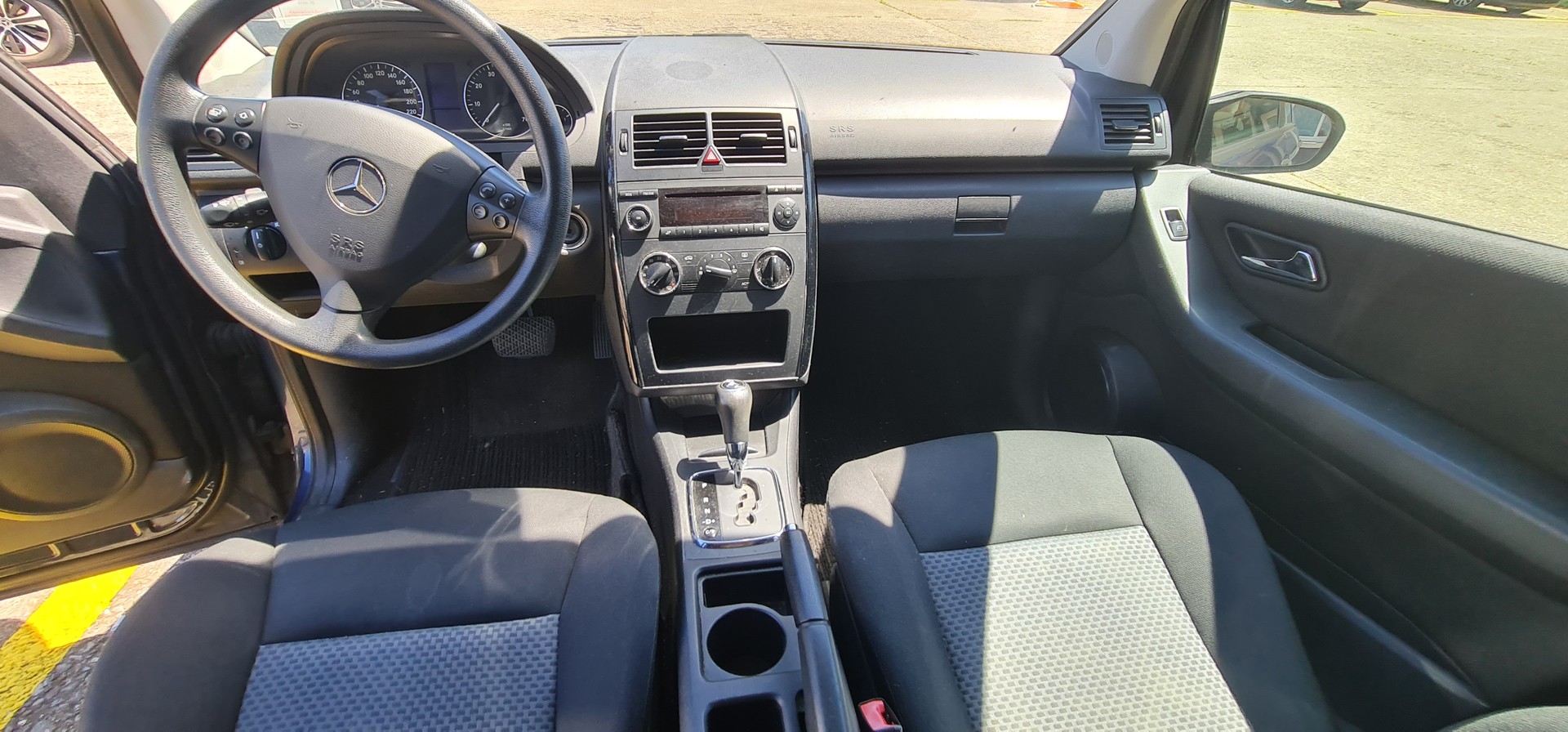 MERCEDES-BENZ A 170 Classic-image-8
