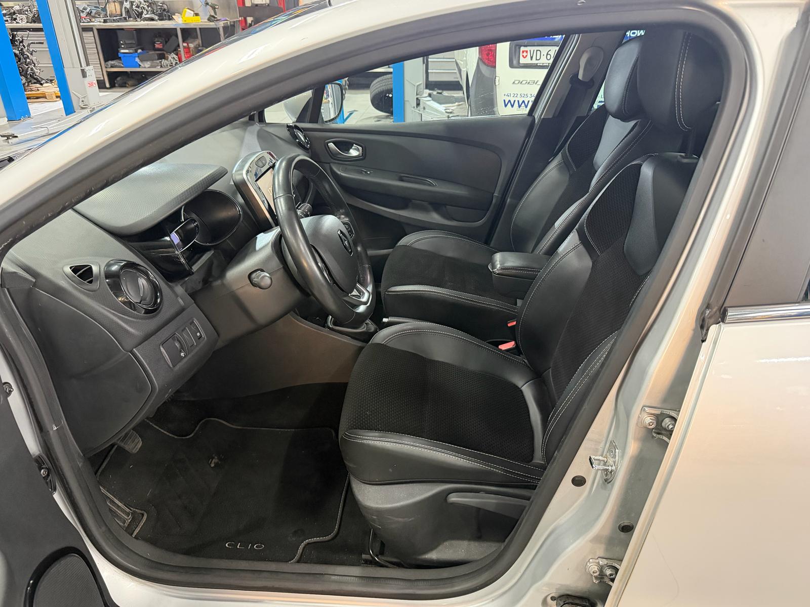 RENAULT Clio Grandtour 1.5 dCi Intens-image-8
