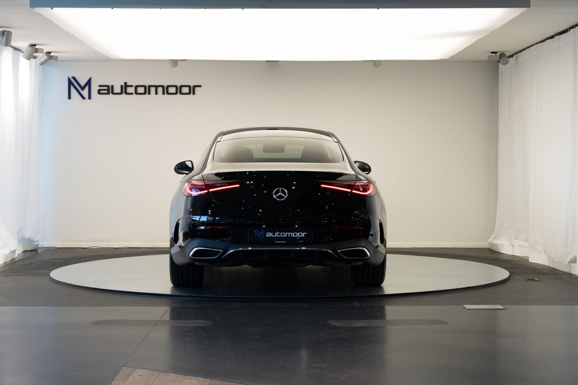 MERCEDES-BENZ CLE 300 Coupé 4Matic 9G-Tronic-image-5