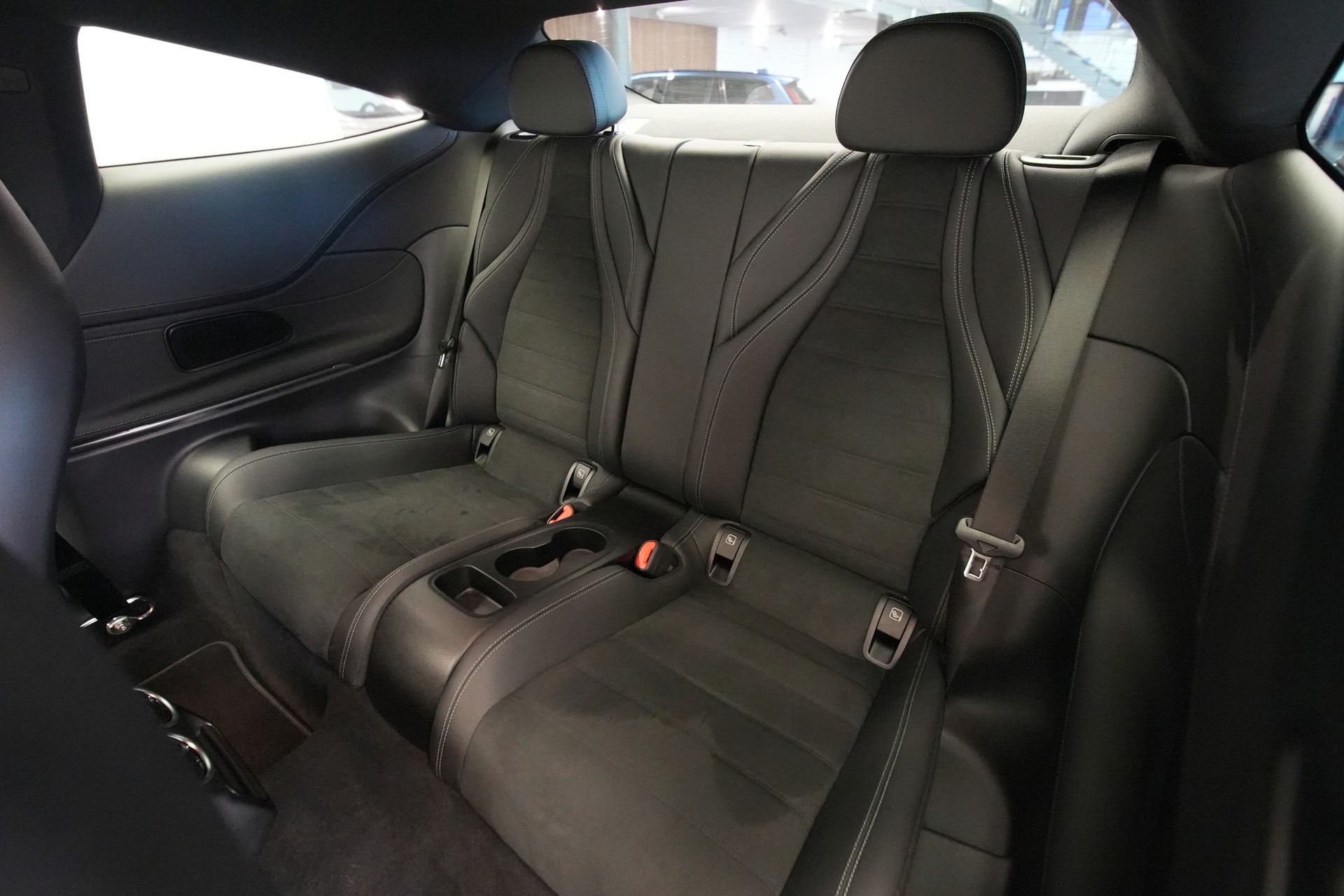 MERCEDES-BENZ CLE 300 Coupé 4Matic 9G-Tronic-image-13