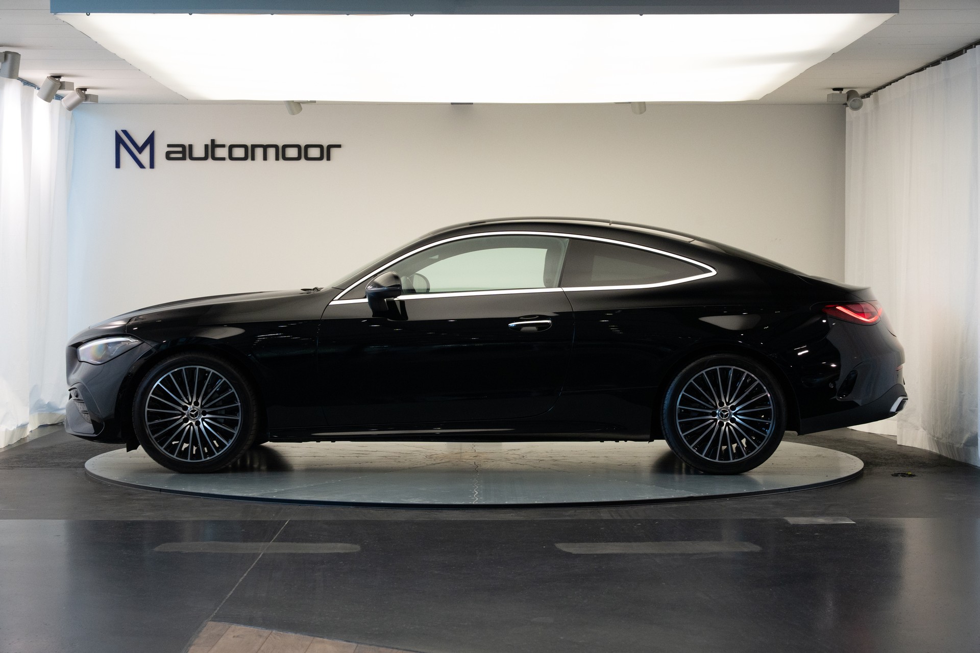 MERCEDES-BENZ CLE 300 Coupé 4Matic 9G-Tronic-image-7
