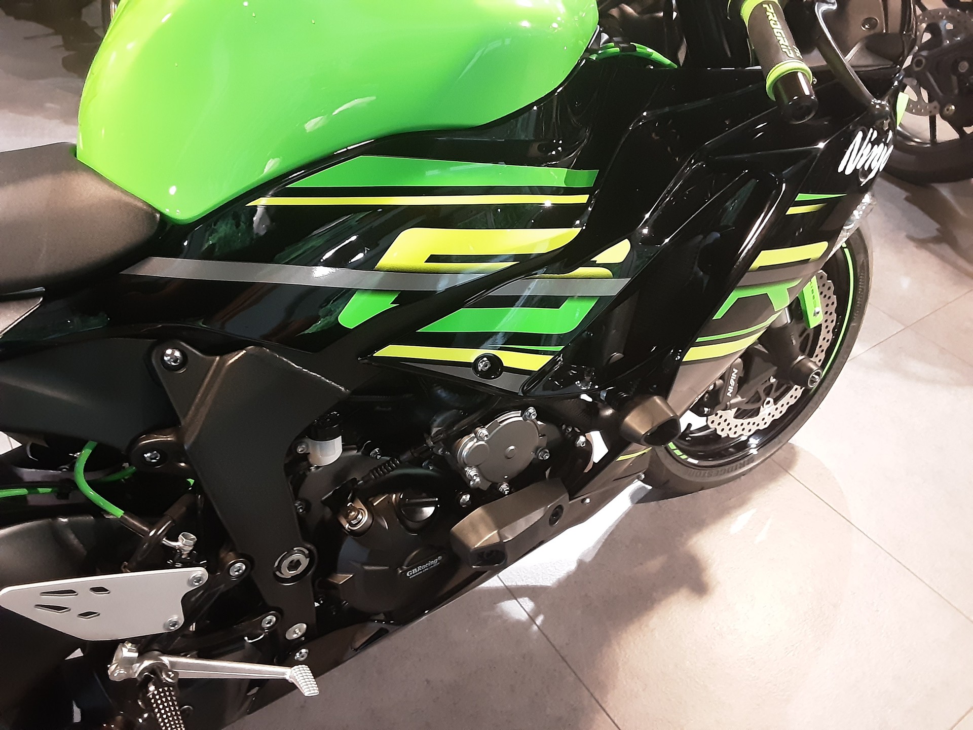 KAWASAKI Ninja ZX-6R KRT Edition-image-5