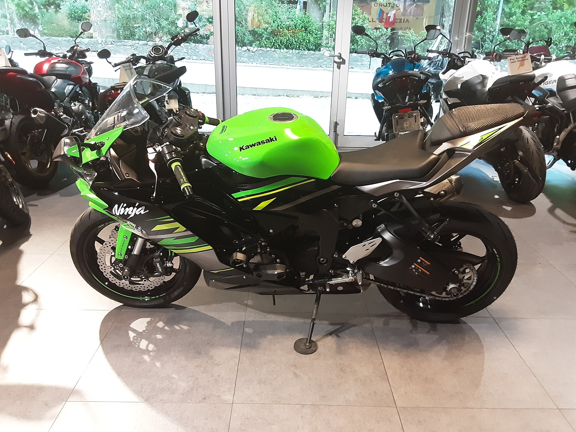 KAWASAKI Ninja ZX-6R KRT Edition-image-1