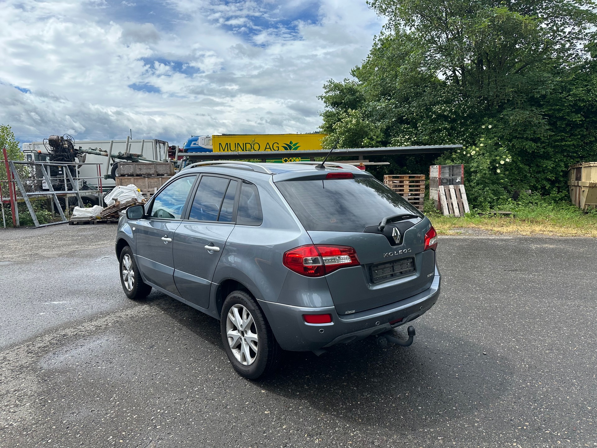 RENAULT Koleos 2.0 dCi Dynamique 4x4 Automatic-image-1