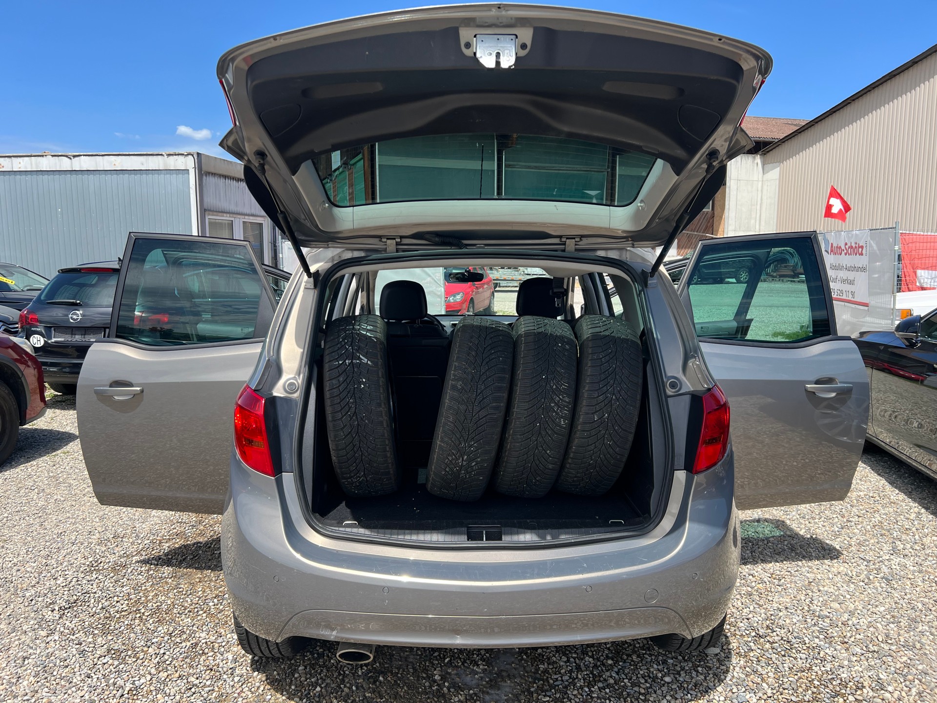 OPEL Meriva 1.4 Turbo Color Edition-image-11