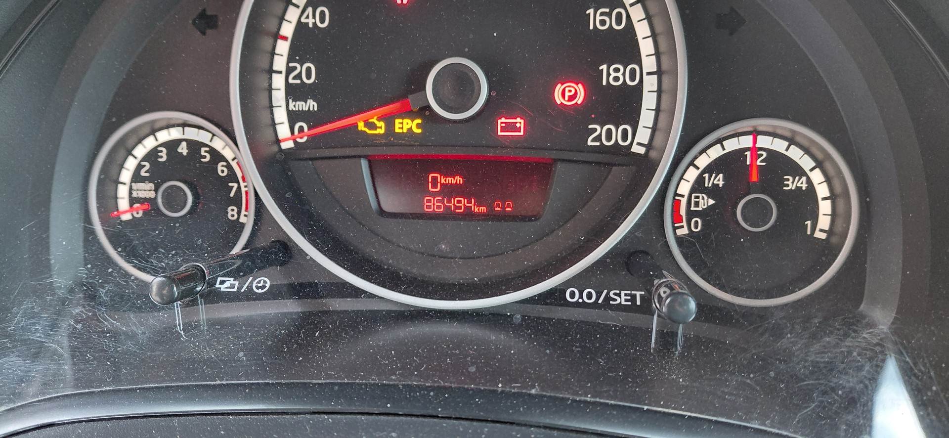 VW Up 1.0 BMT club up-image-10