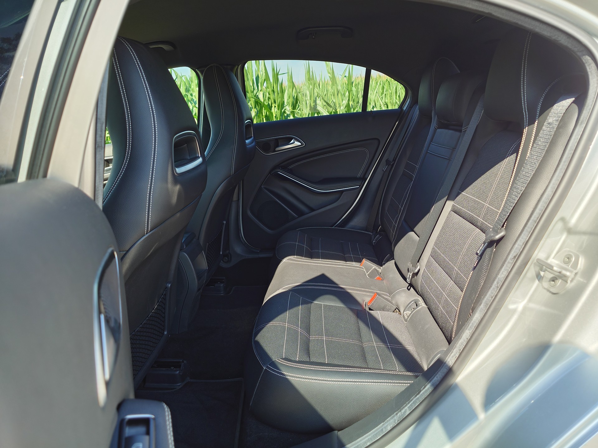 MERCEDES-BENZ A 200 Night Star-image-14