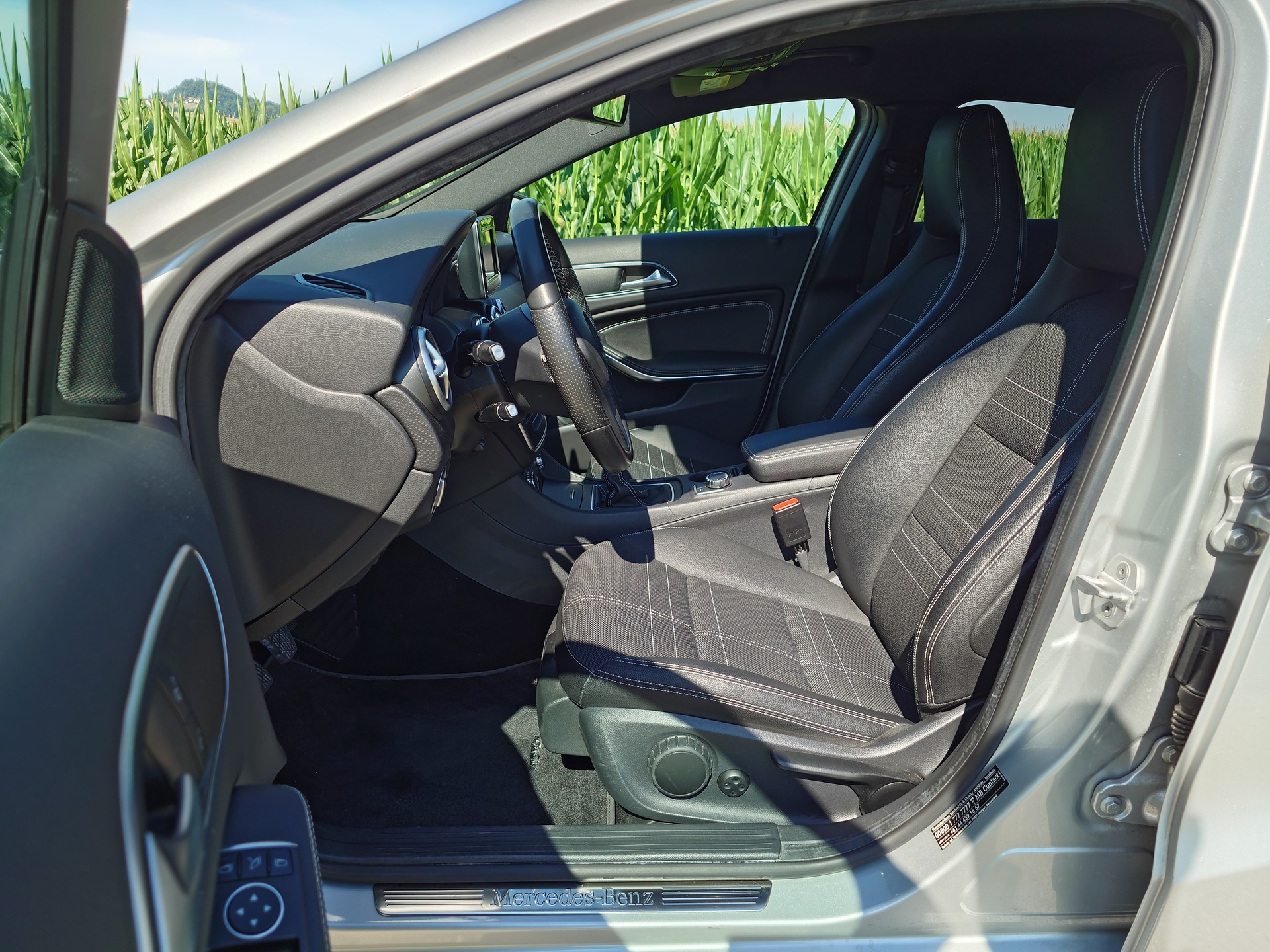 MERCEDES-BENZ A 200 Night Star-image-12
