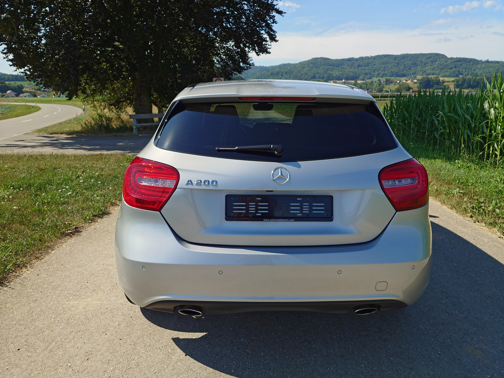 MERCEDES-BENZ A 200 Night Star-showroom-element-3