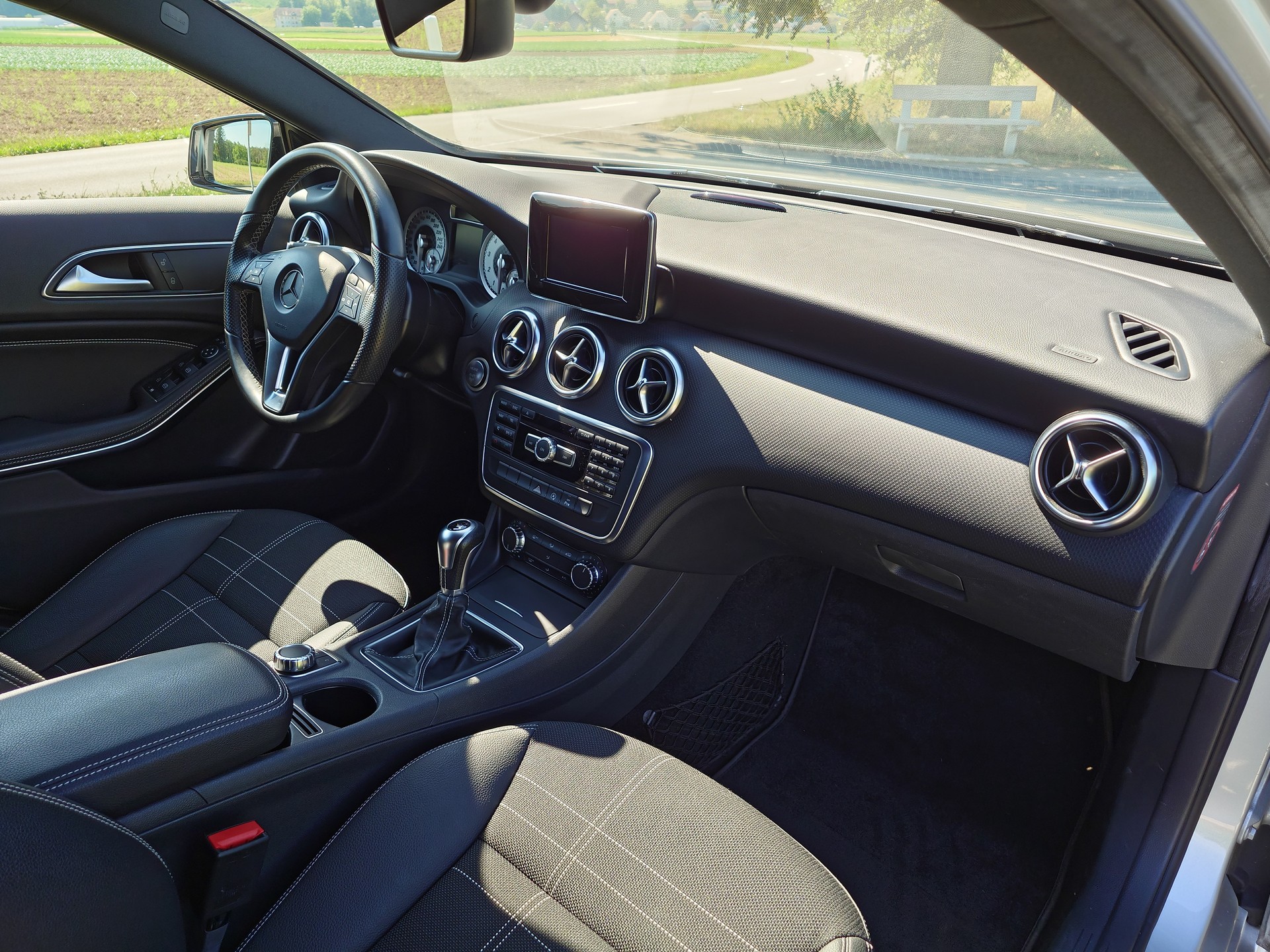 MERCEDES-BENZ A 200 Night Star-image-10