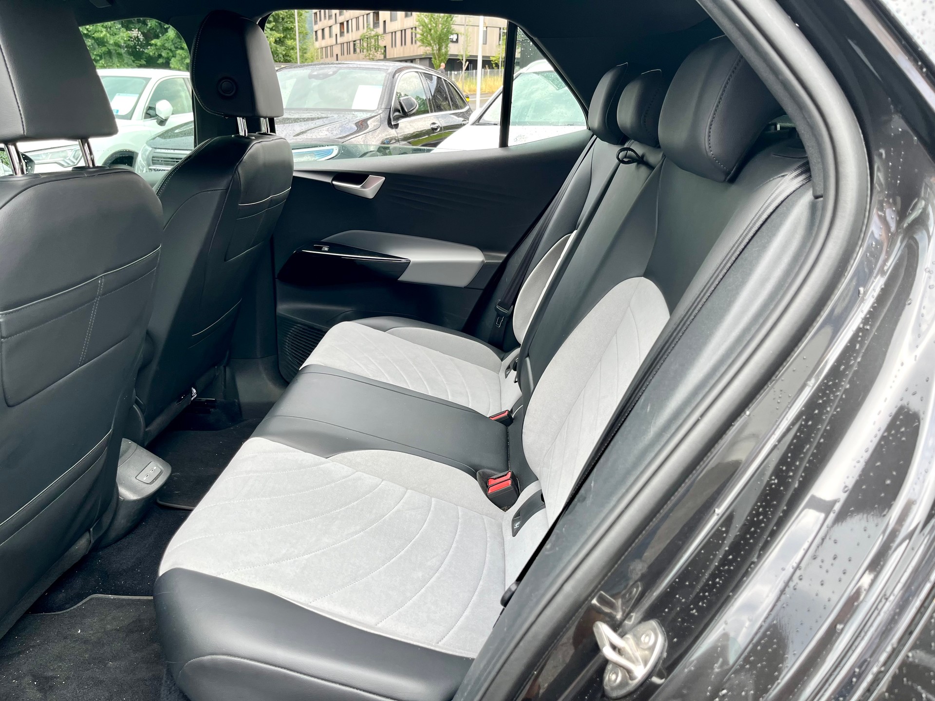 VW ID.3 Pro 58 kWh Pro **CH-Fahrzeug-Modell 2023**-image-21