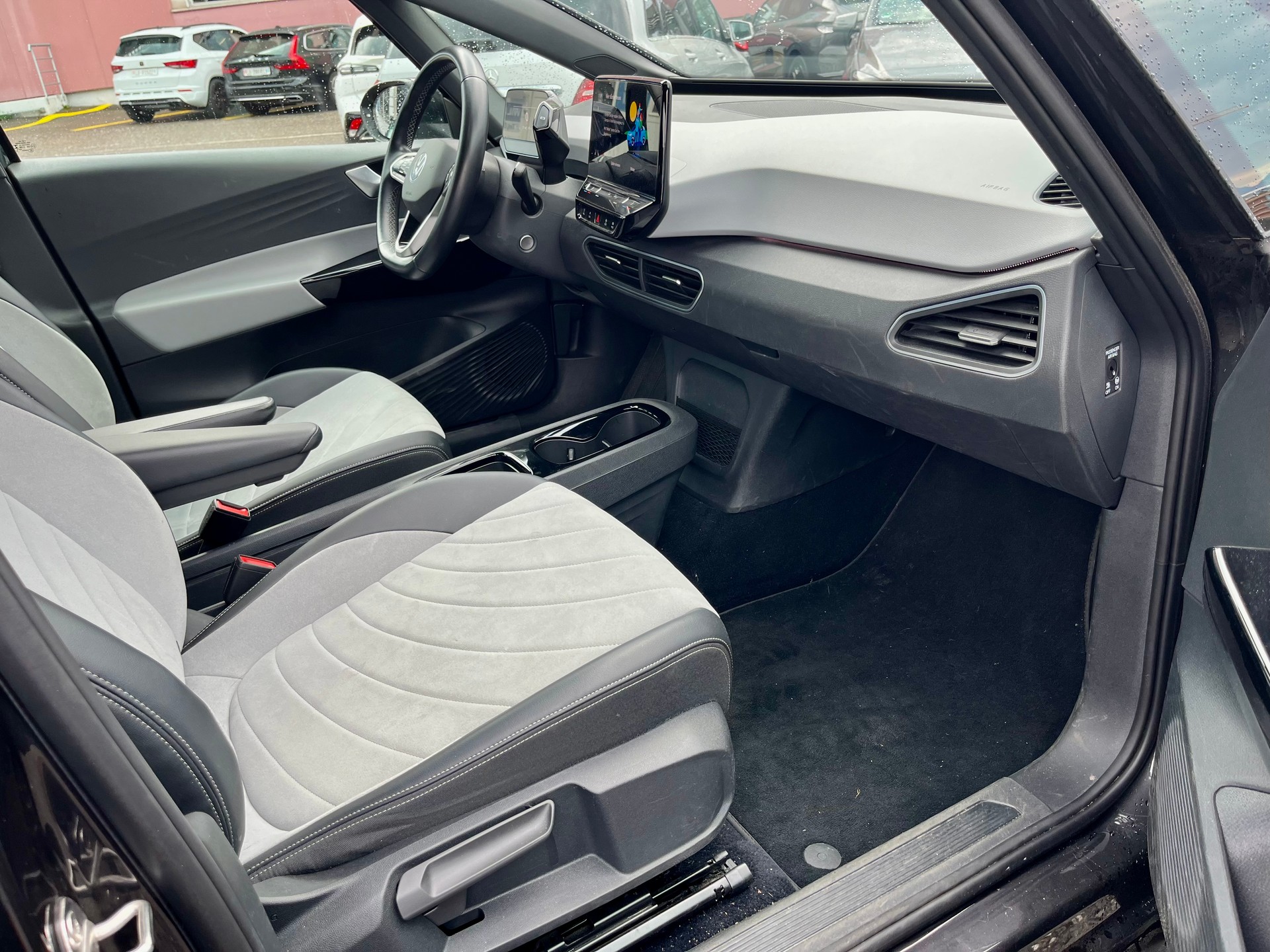 VW ID.3 Pro 58 kWh Pro **CH-Fahrzeug-Modell 2023**-image-23