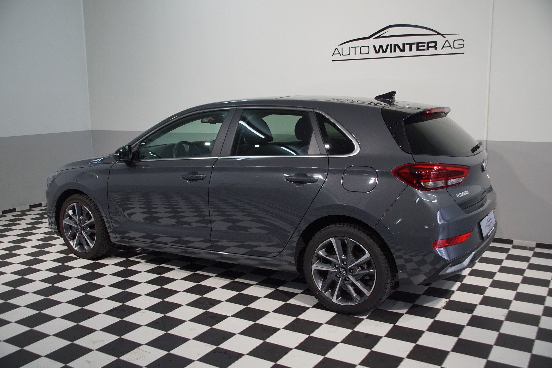 HYUNDAI i30 1.5 T-GDi Vertex 48V MH DCT *swiss*-image-7