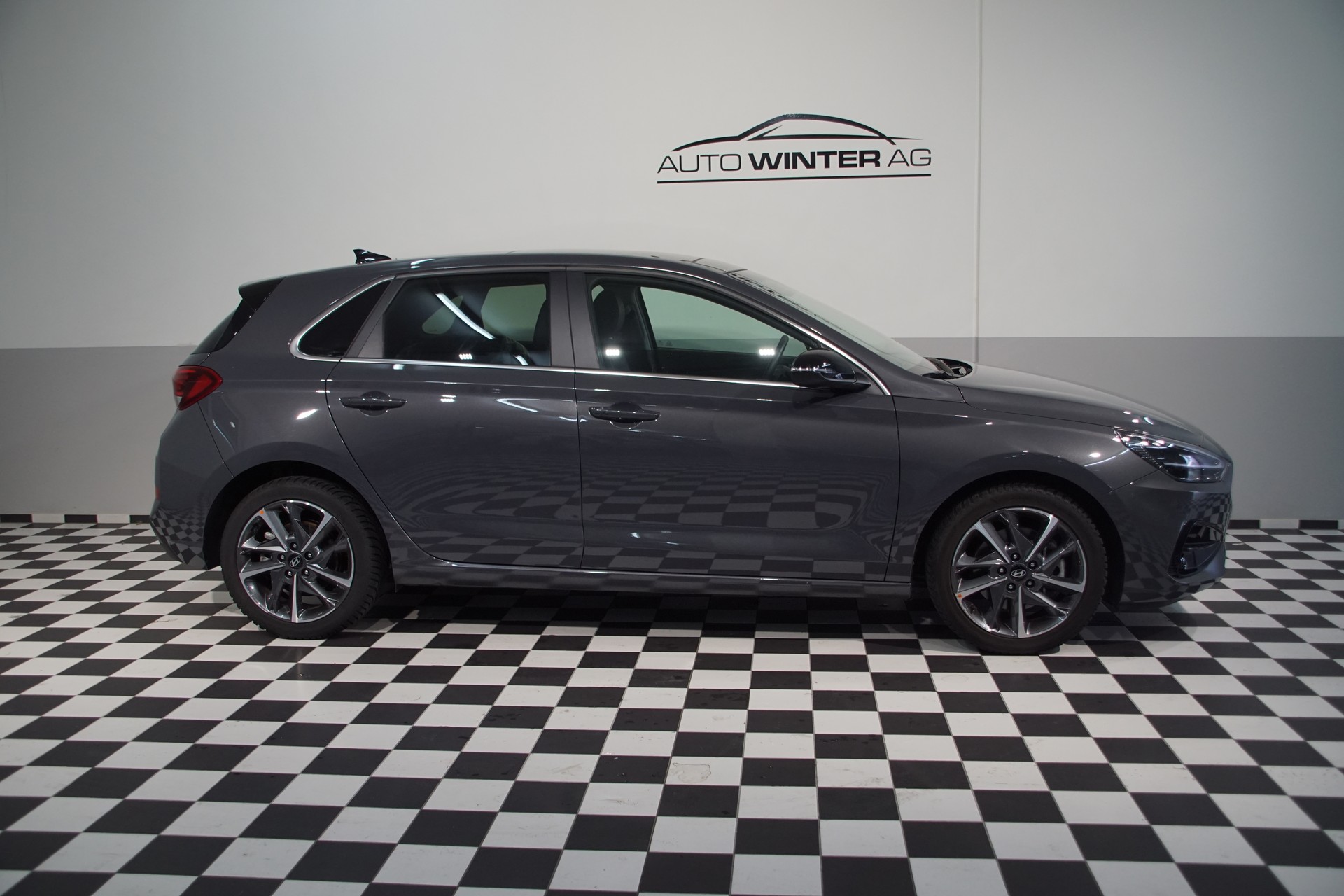 HYUNDAI i30 1.5 T-GDi Vertex 48V MH DCT *swiss*-image-4