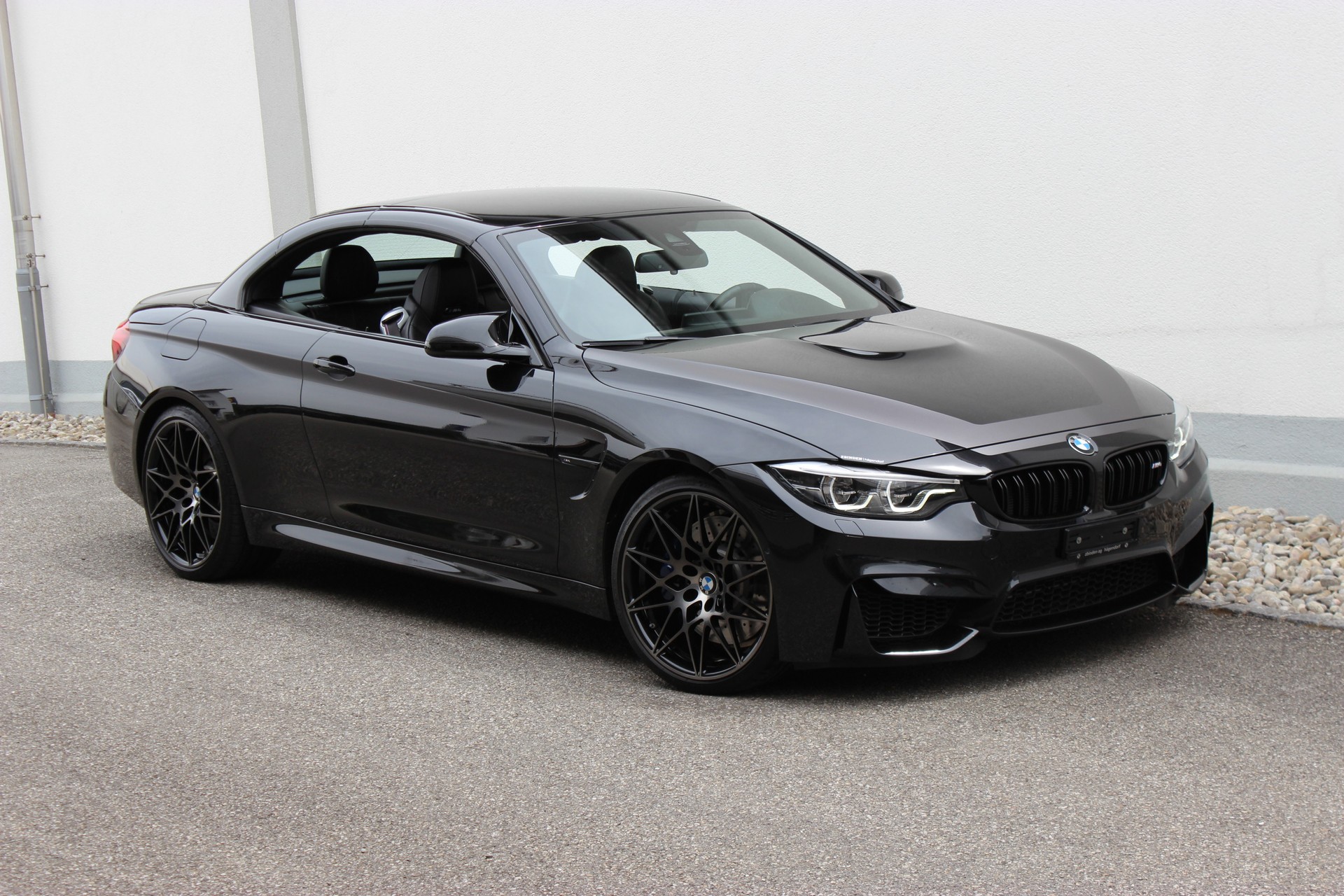 BMW M4 Cabriolet Drivelogic *M COMPETITION PAKET*-showroom-element-2