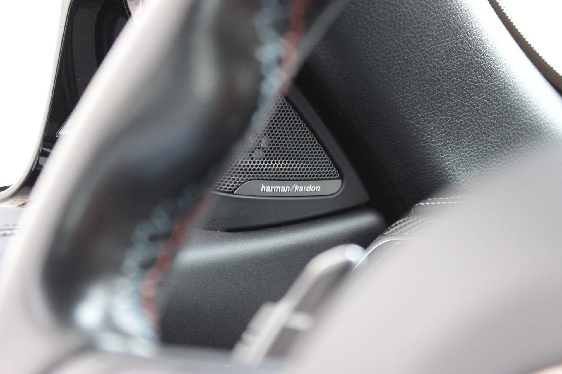 BMW M4 Cabriolet Drivelogic *M COMPETITION PAKET*-image-9