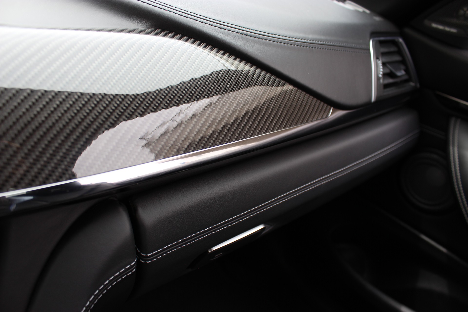 BMW M4 Cabriolet Drivelogic *M COMPETITION PAKET*-image-26