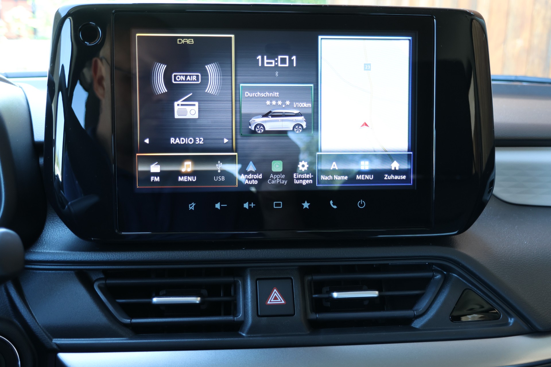 SUZUKI Swift 1.2 Sakura Top Hybrid Automat-image-6