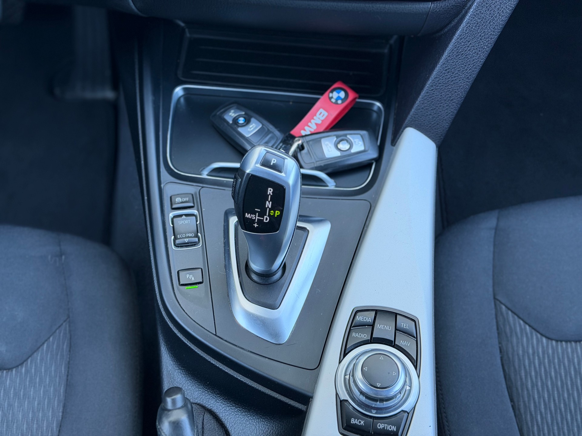 BMW 316d Touring Business Steptronic-image-8