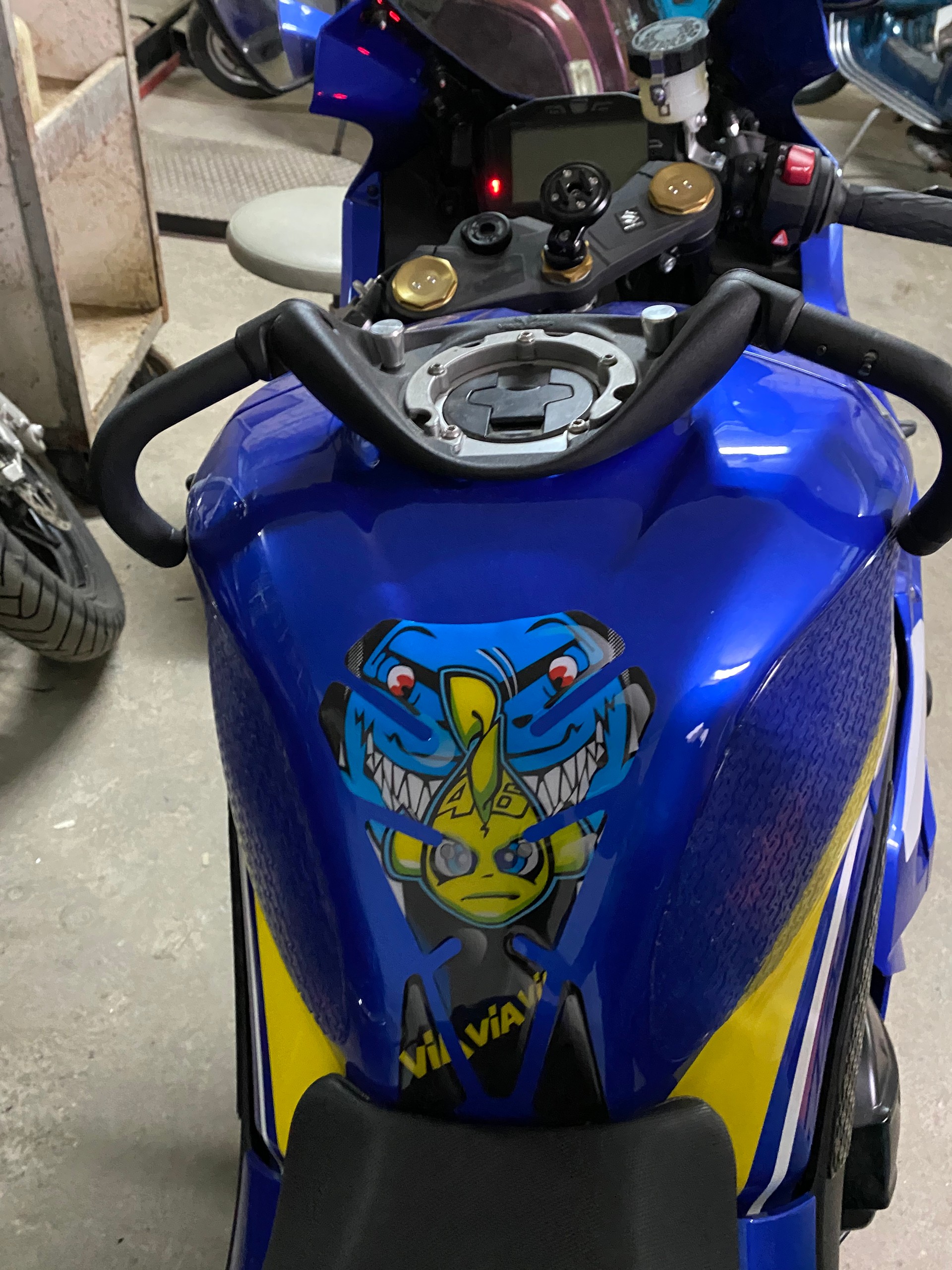 SUZUKI GSX-R 1000 ABS L7-image-4