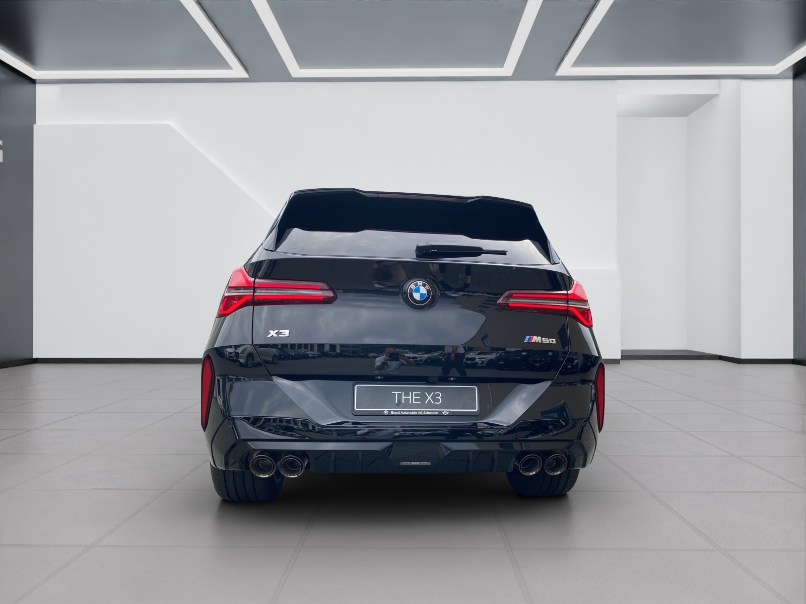 BMW X3 M50i-showroom-element-3