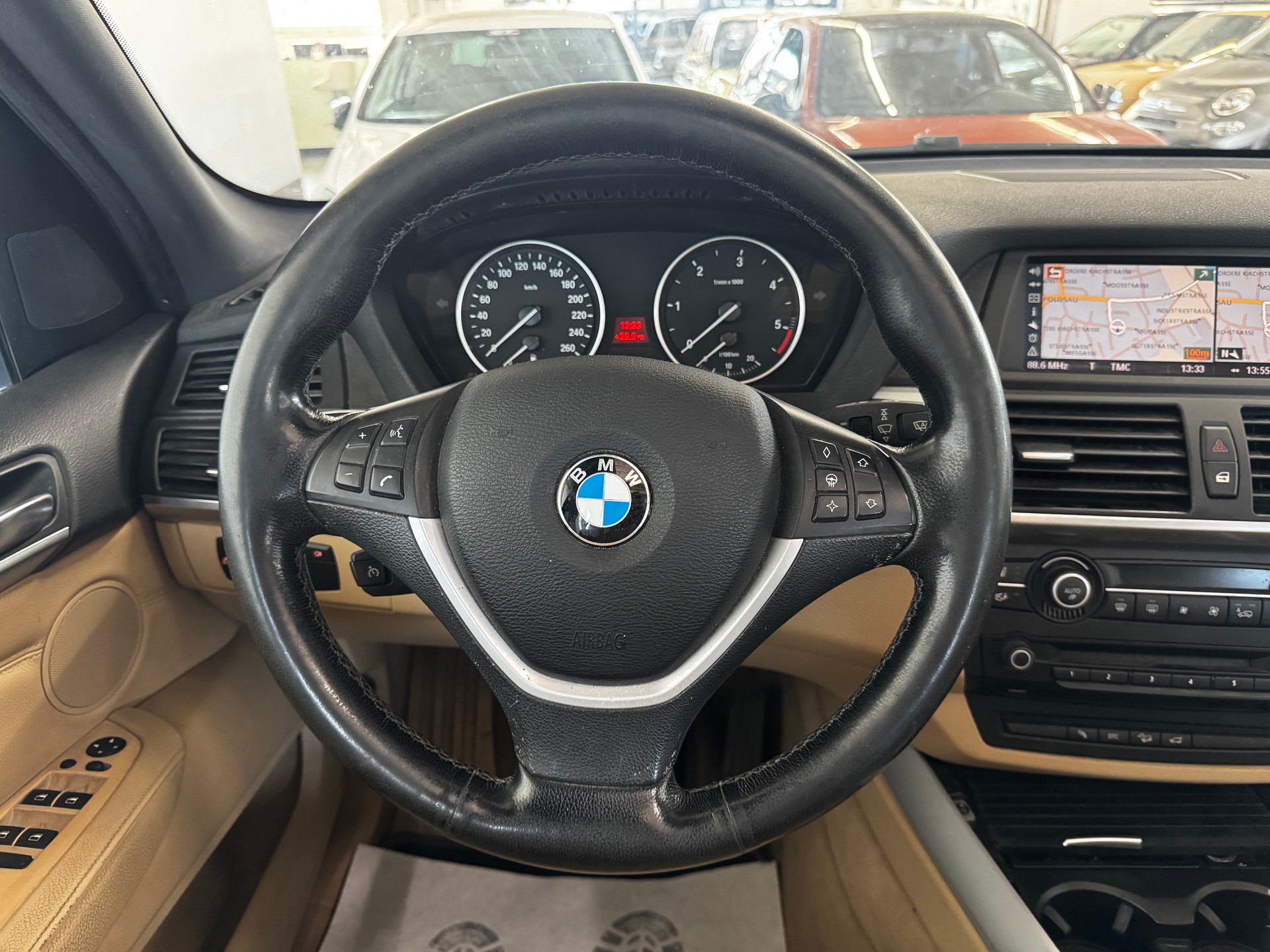 BMW X5 xDrive 35d (3.0sd) Steptronic-image-16