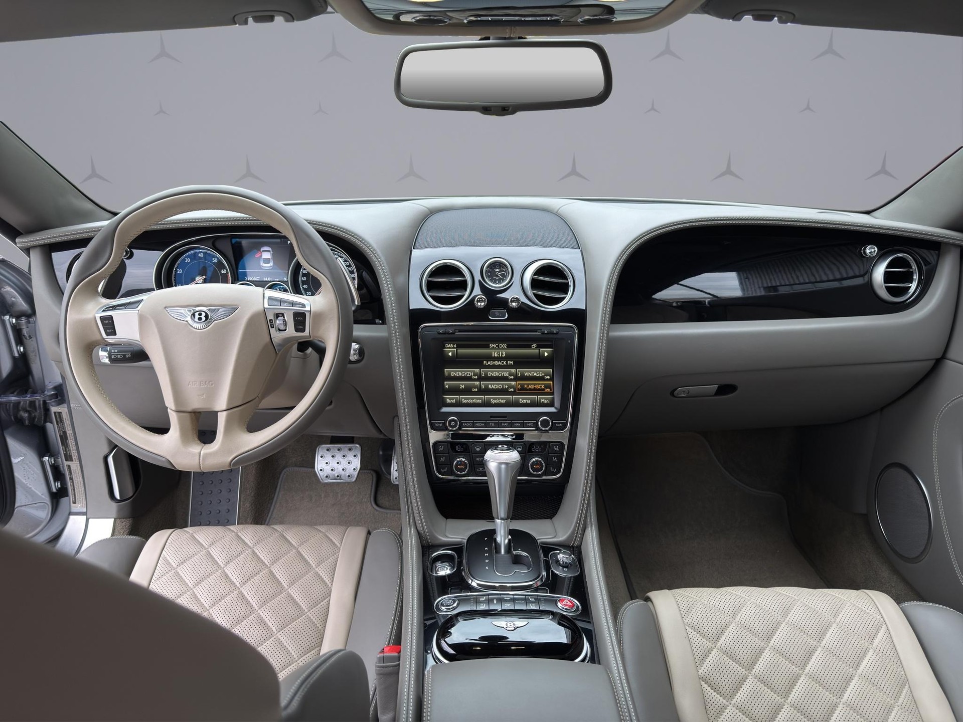 BENTLEY Continental GT 4.0 V8 S-image-13