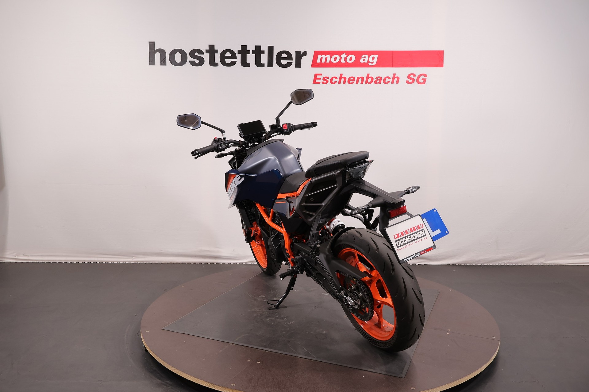 KTM 390 Duke-image-4