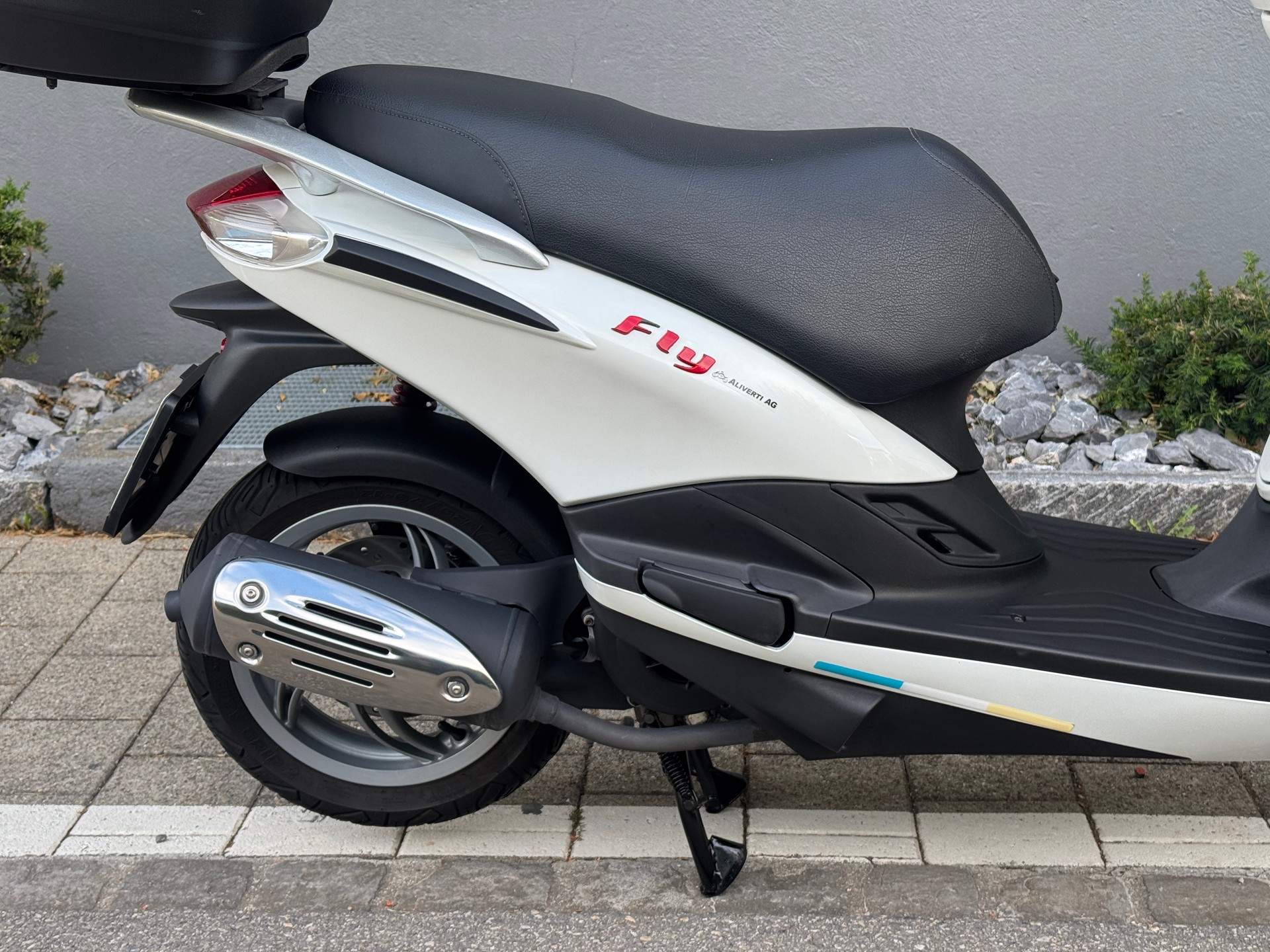 PIAGGIO Fly 125 i.e. 3V-image-12