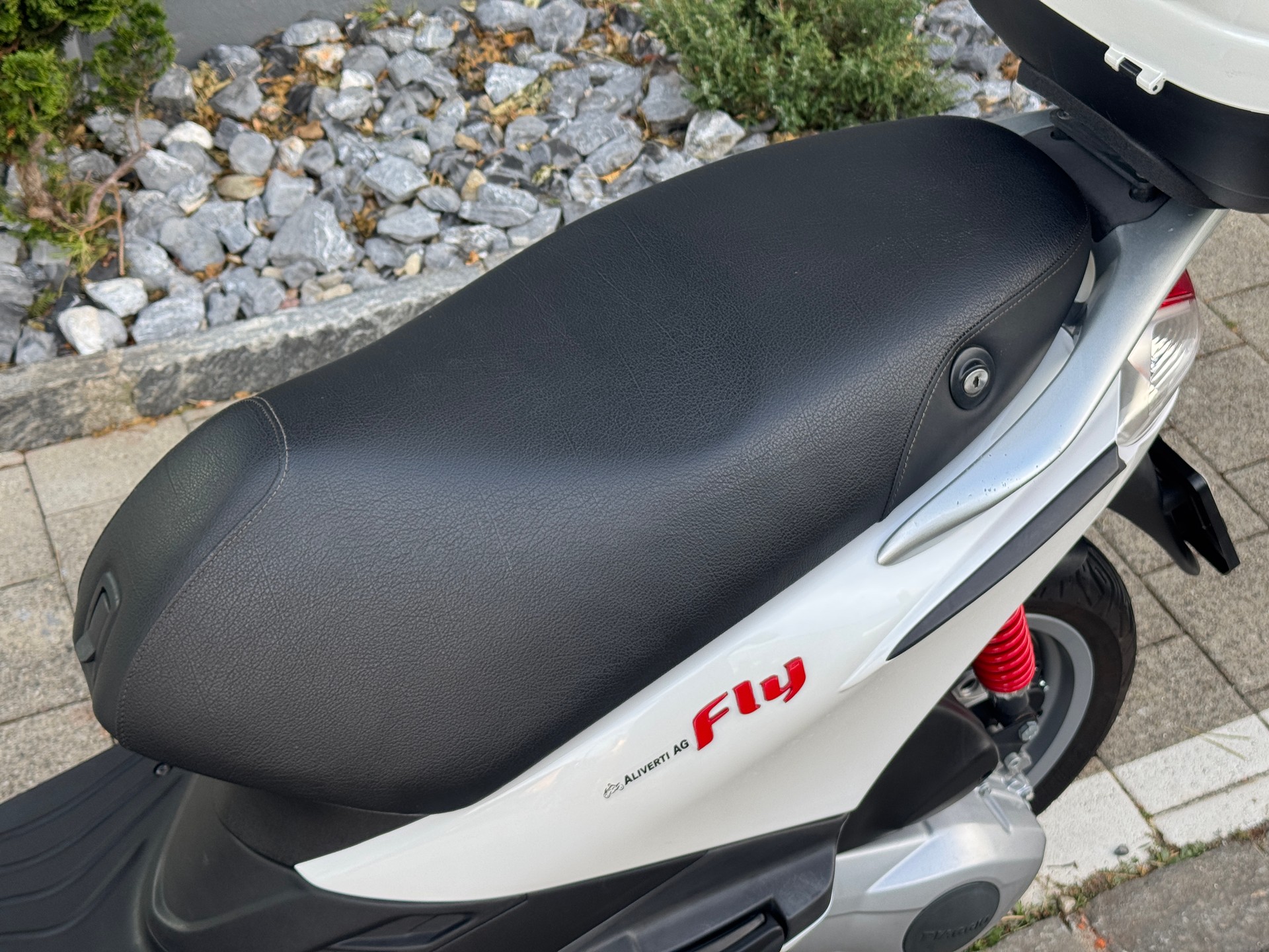 PIAGGIO Fly 125 i.e. 3V-image-5