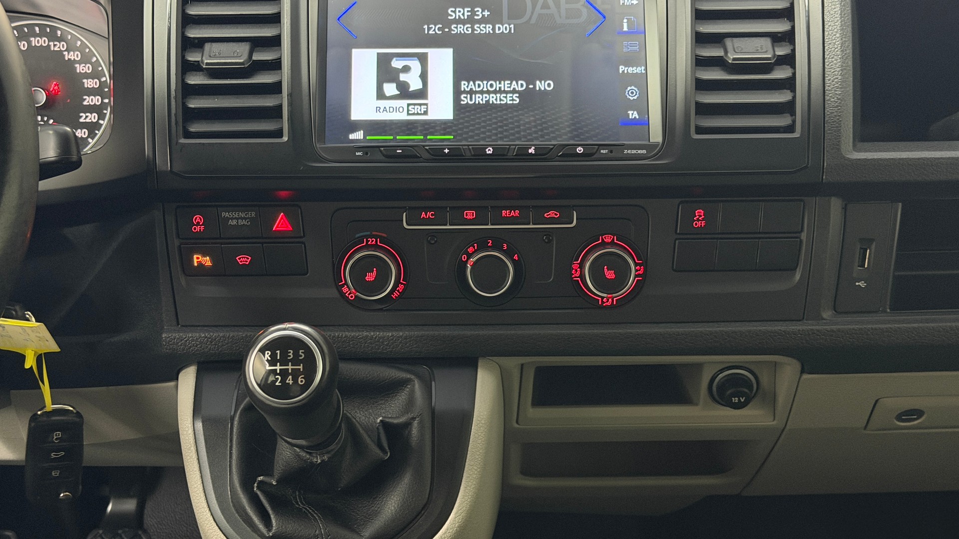 VW T6 Caravelle 2.0 TDI Trendline Liberty 4Motion-image-14