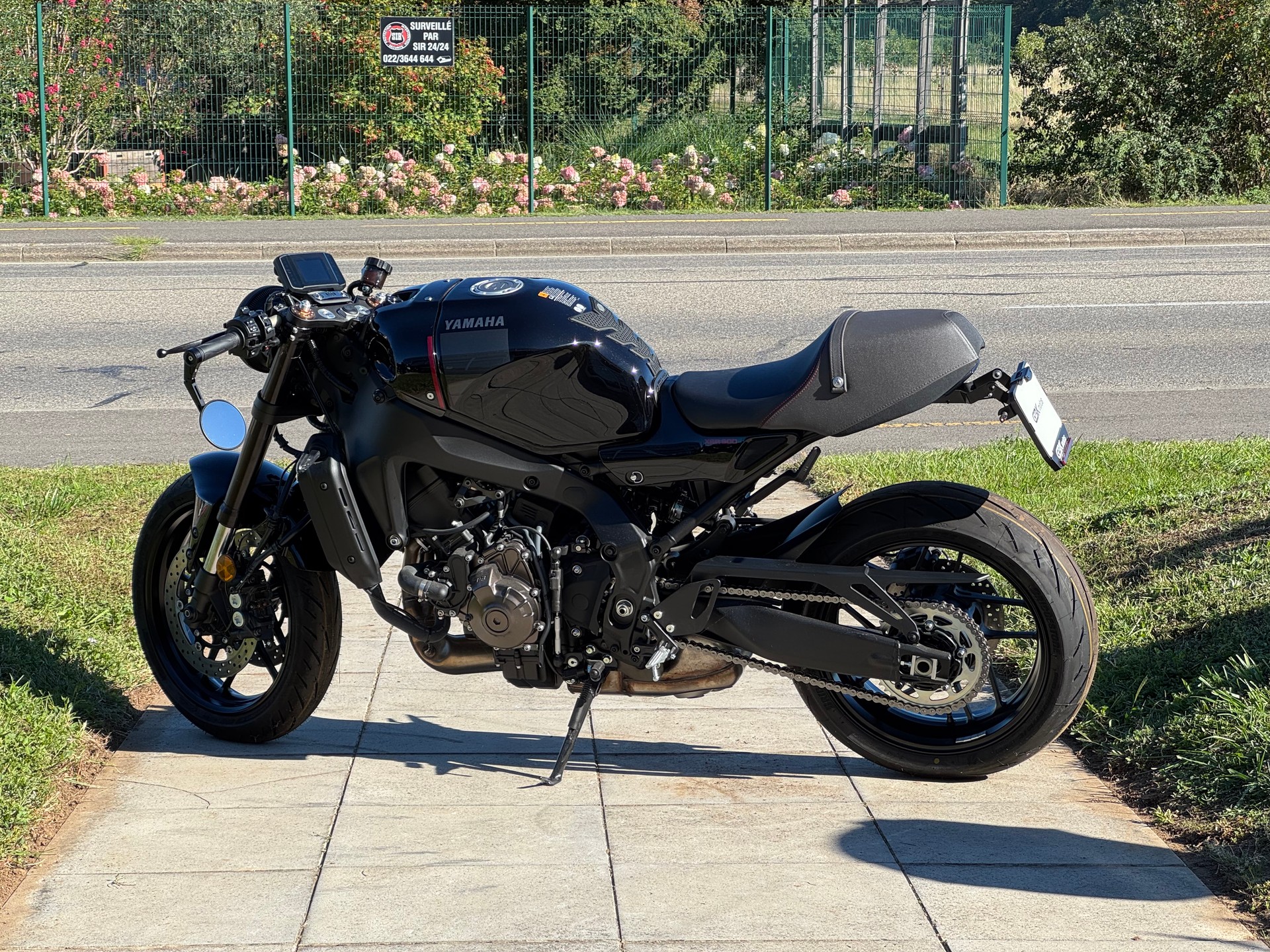 YAMAHA XSR 900-image-3