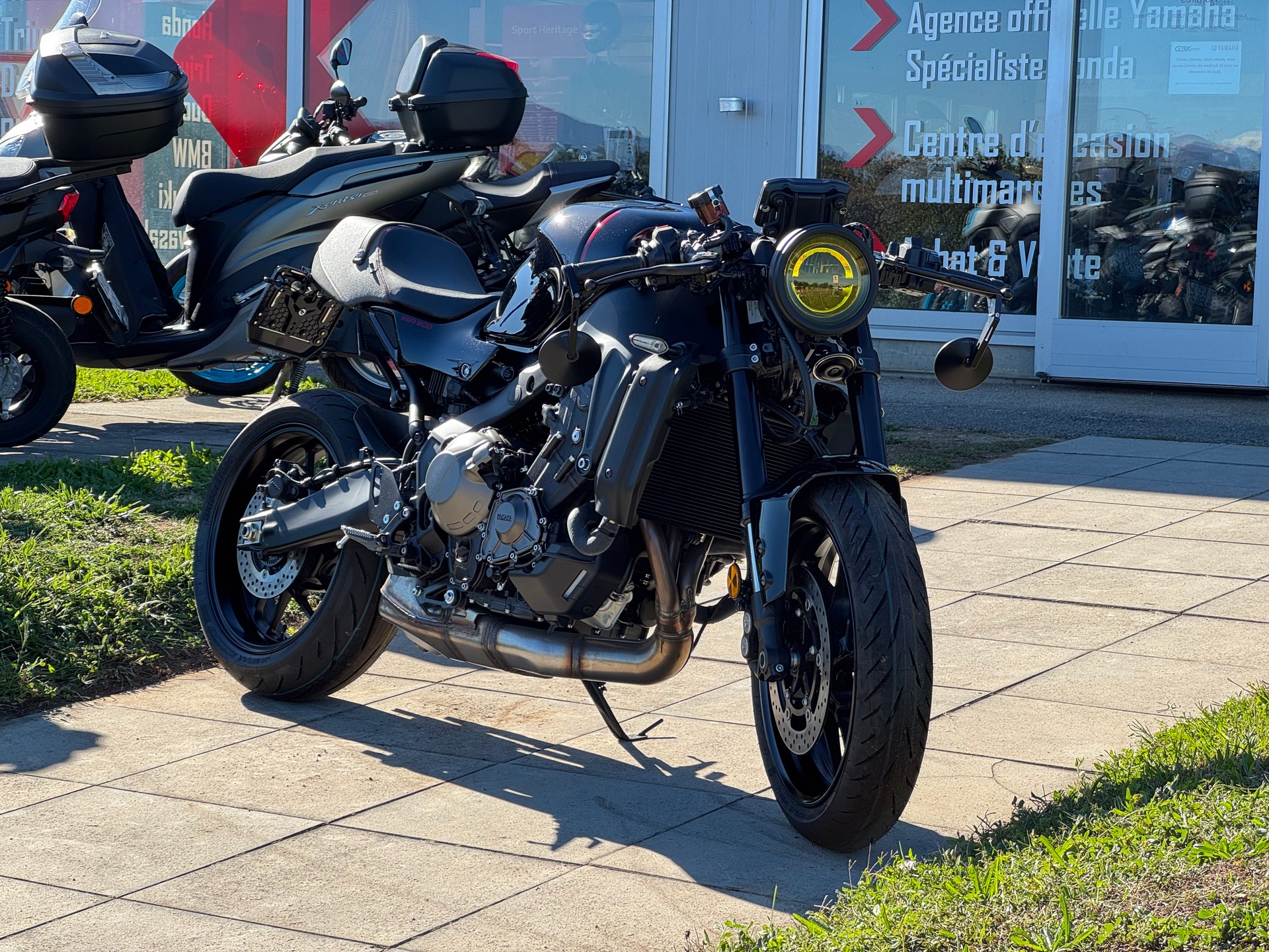 YAMAHA XSR 900-image-5