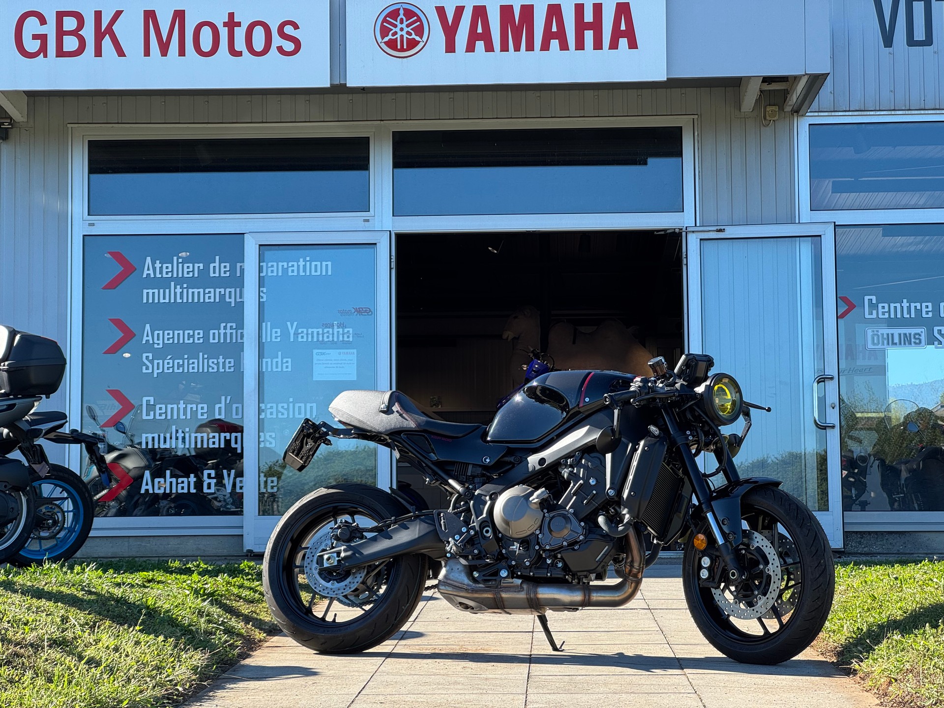 YAMAHA XSR 900-image-0