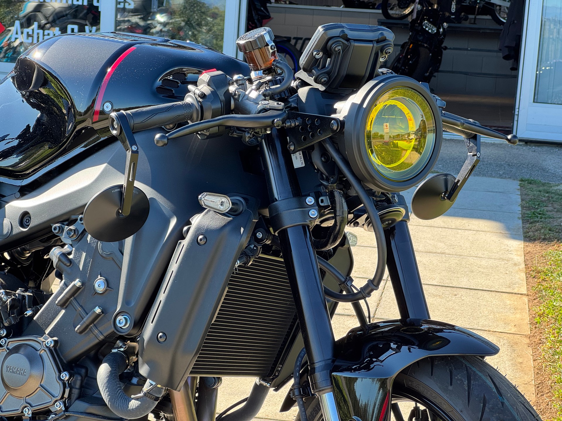 YAMAHA XSR 900-image-6