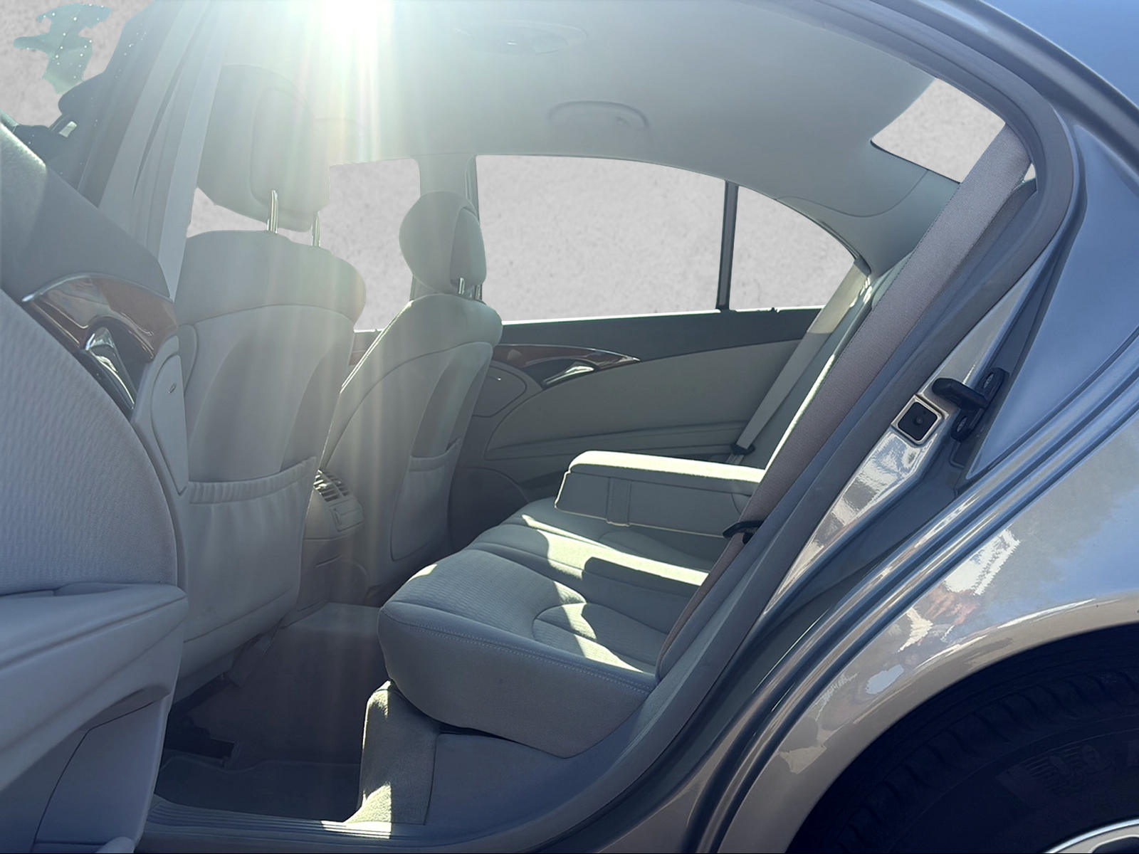 MERCEDES-BENZ E 280 Elégance-image-4