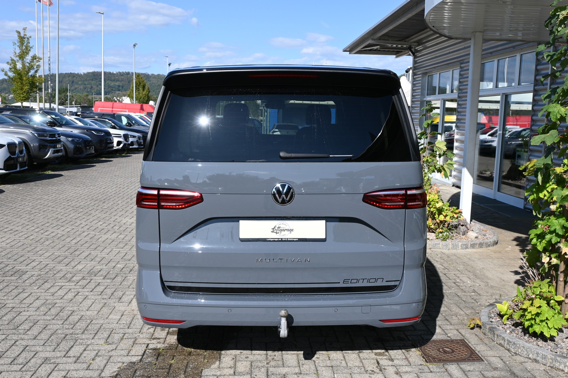 VW Multivan 2.0 TDI Style Edition DSG Lang 7-Plätzer + Standheizung+ AHK 2000kg-showroom-element-3