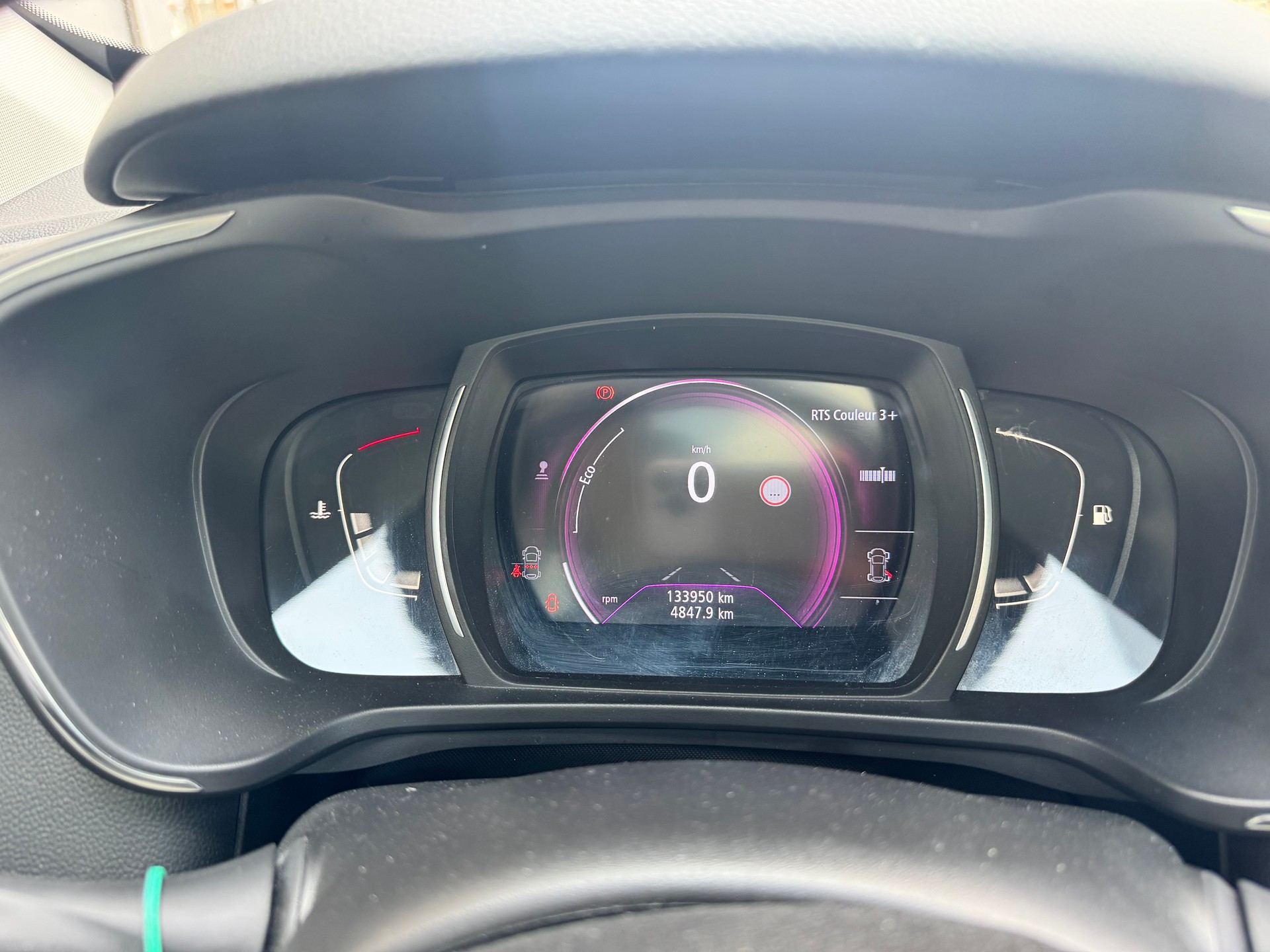 RENAULT Kadjar 1.6 16V Turbo Swiss Edition-image-6