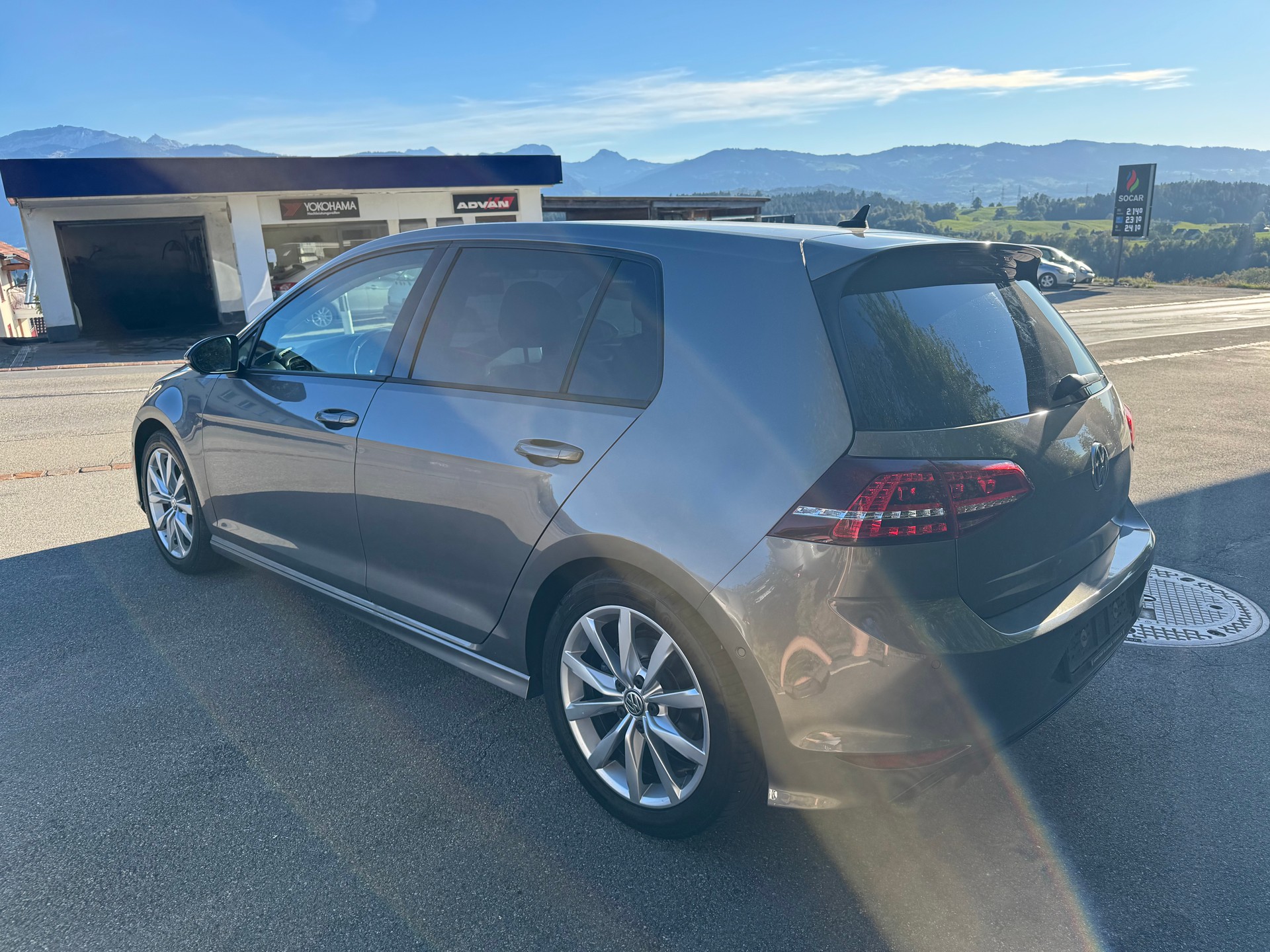 VW Golf 1.4 TSI R-Line Design-image-3