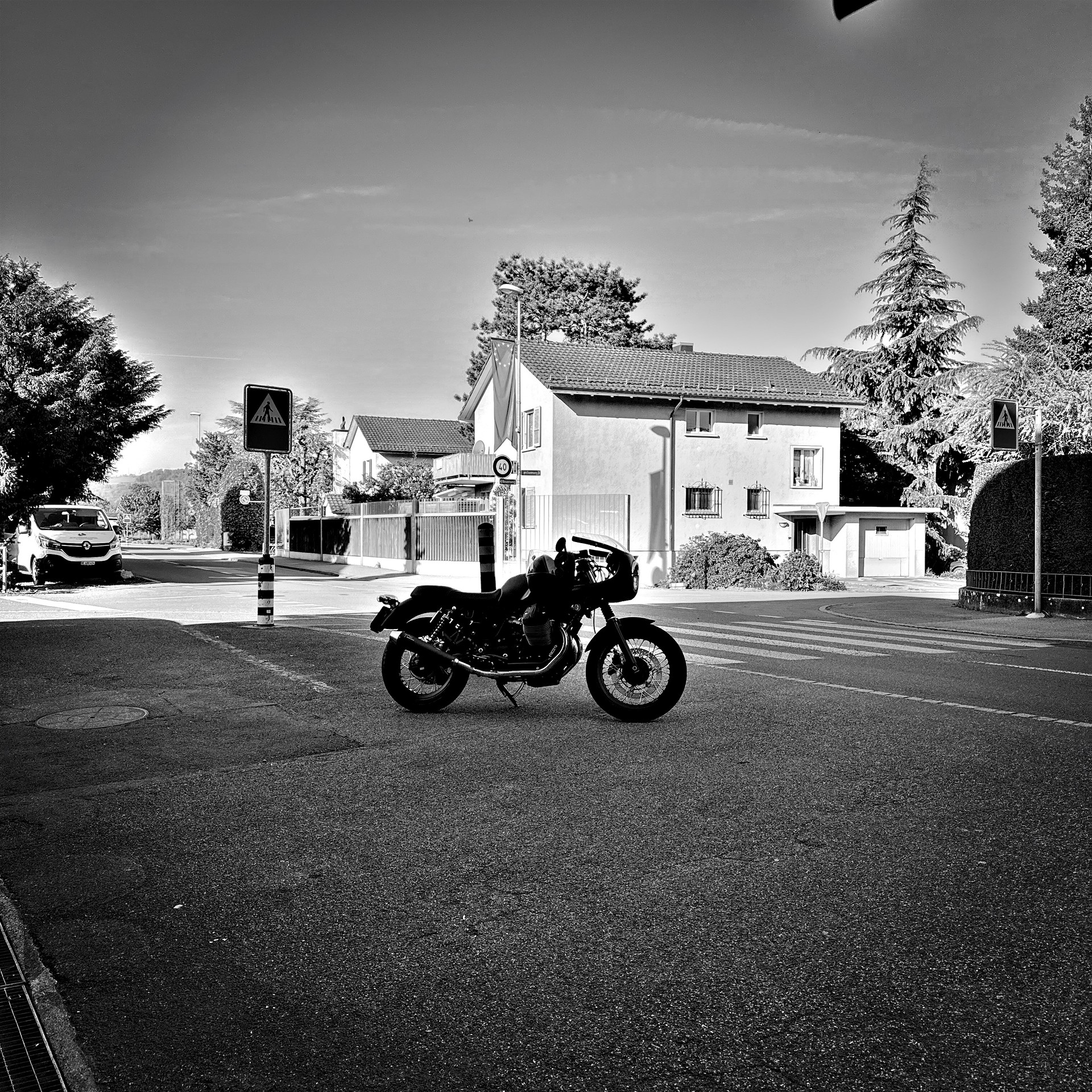 MOTO GUZZI V7 Racer 750-image-7
