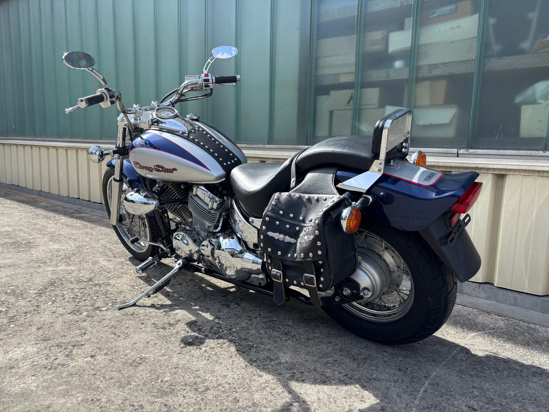 YAMAHA XVS 650 Drag Star-image-1