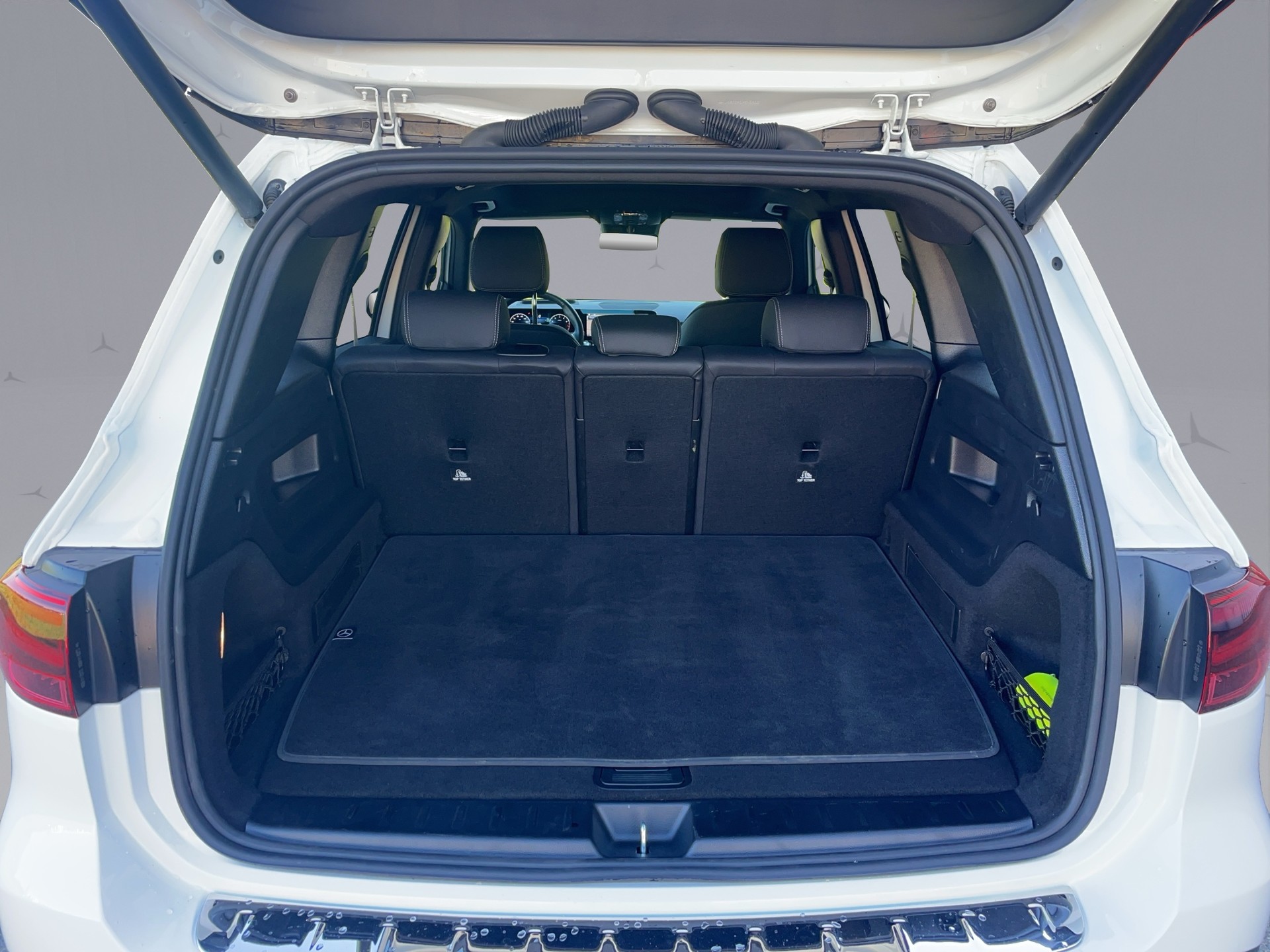 MERCEDES-BENZ GLB 220 AMG Line 4matic-image-18